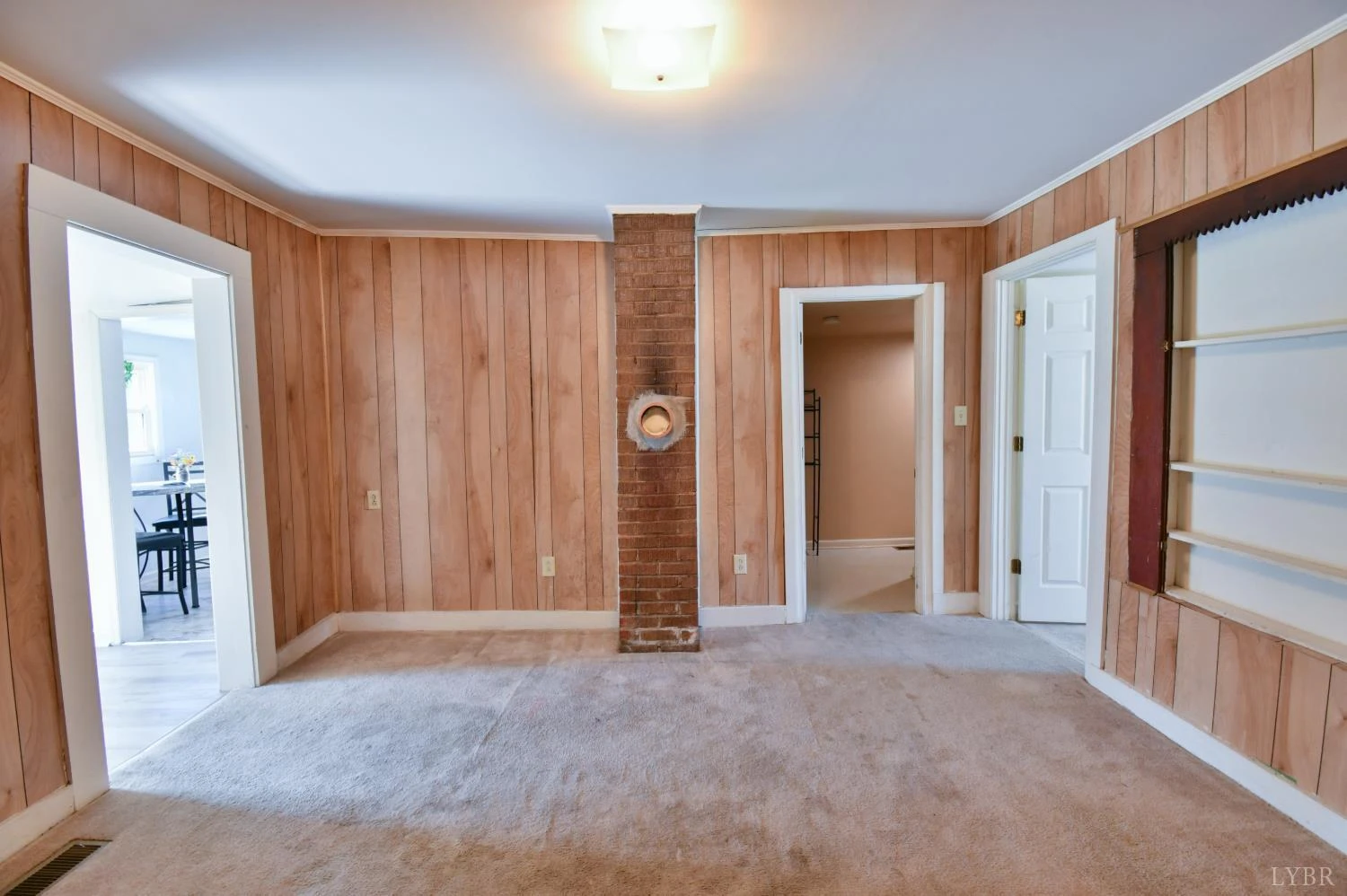 403 W King ST - Photo 9