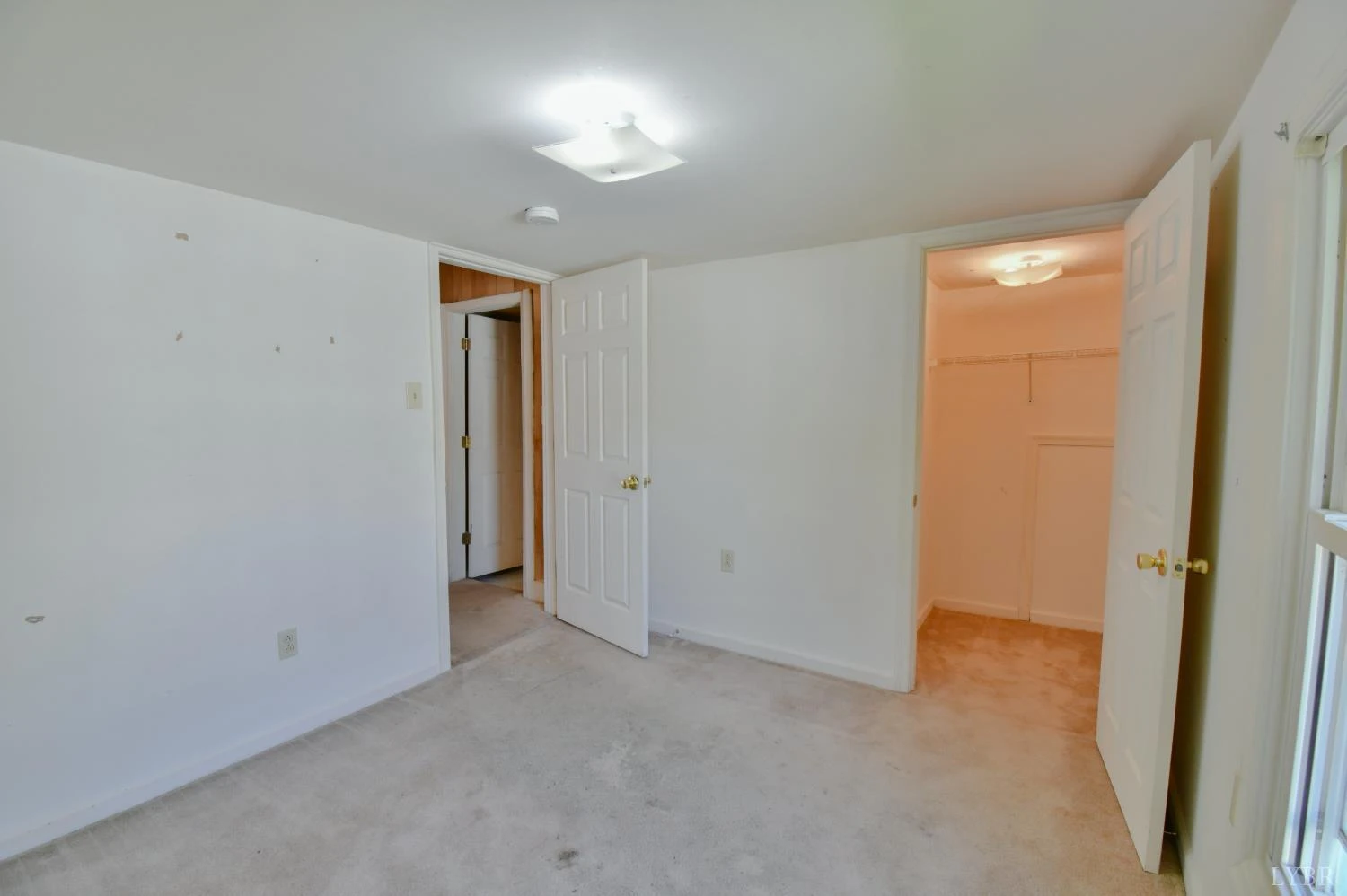 403 W King ST - Photo 11