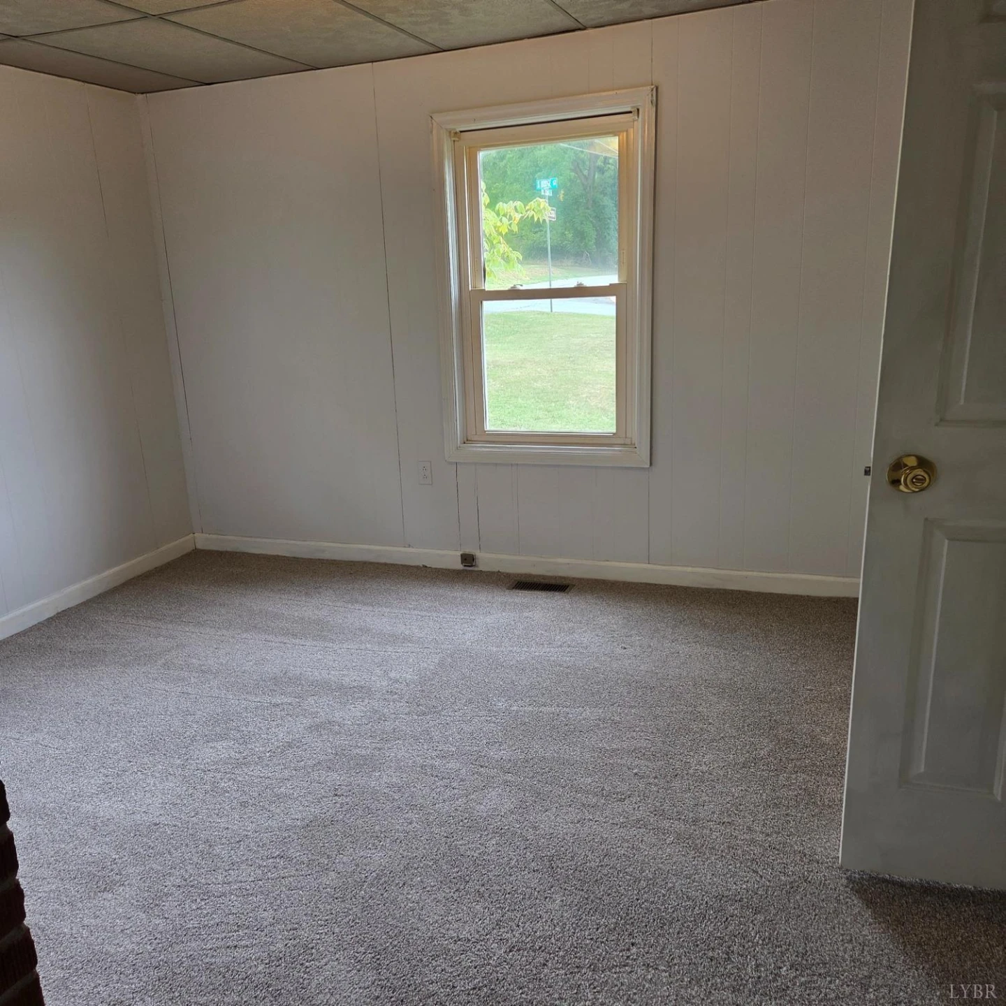 403 W King ST - Photo 23