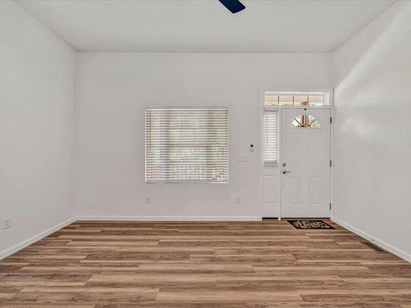2332 Delaware AVE NW - Photo 6