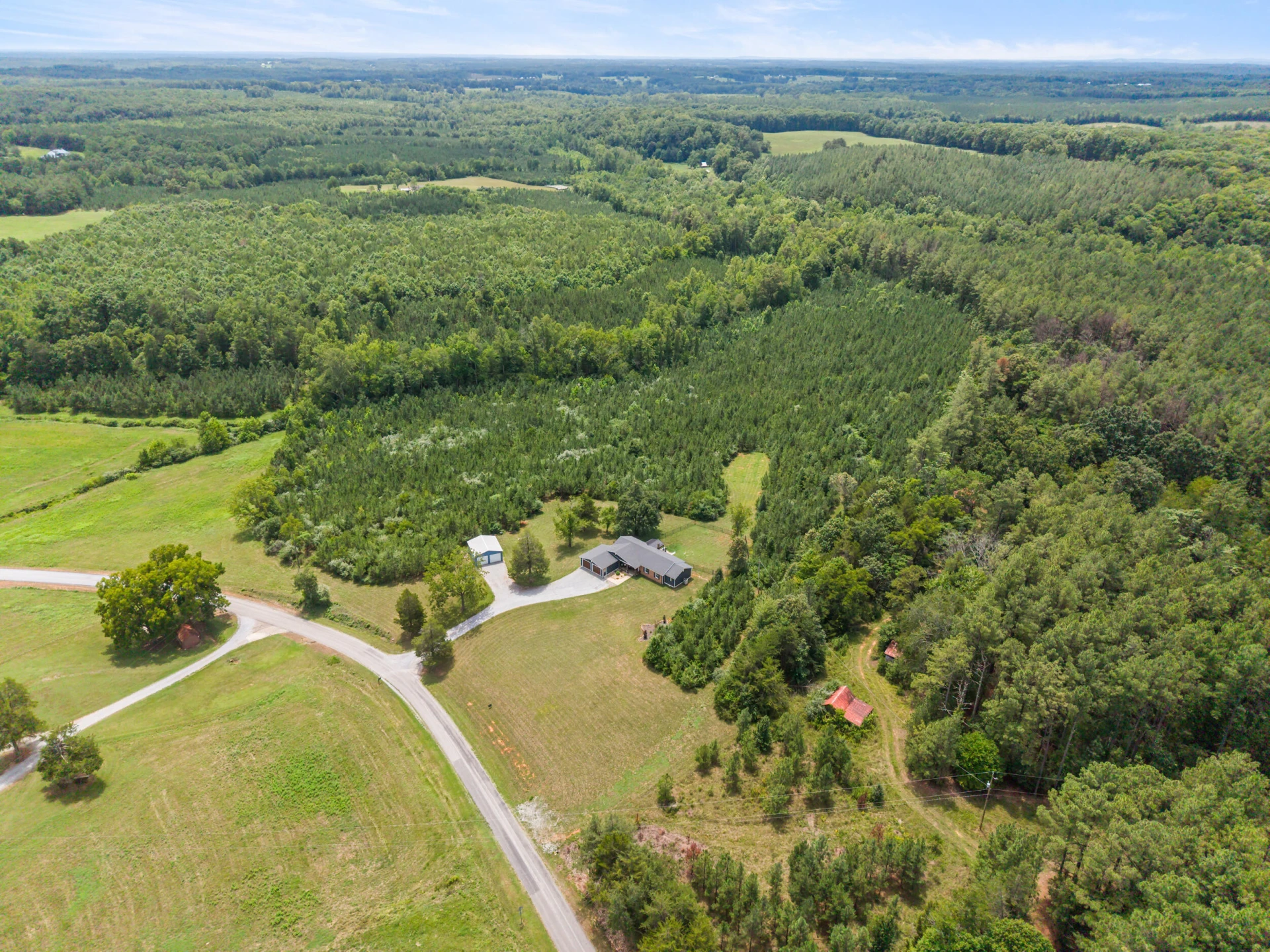 1361 Homeplace RD - Photo 3