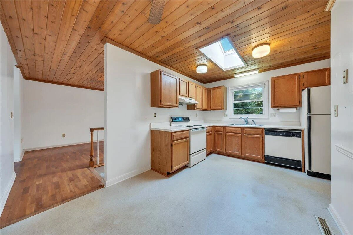 7834 Barrens RD - Photo 15