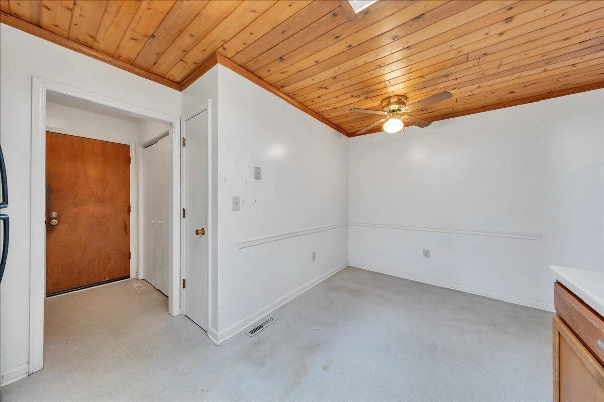 7834 Barrens RD - Photo 18