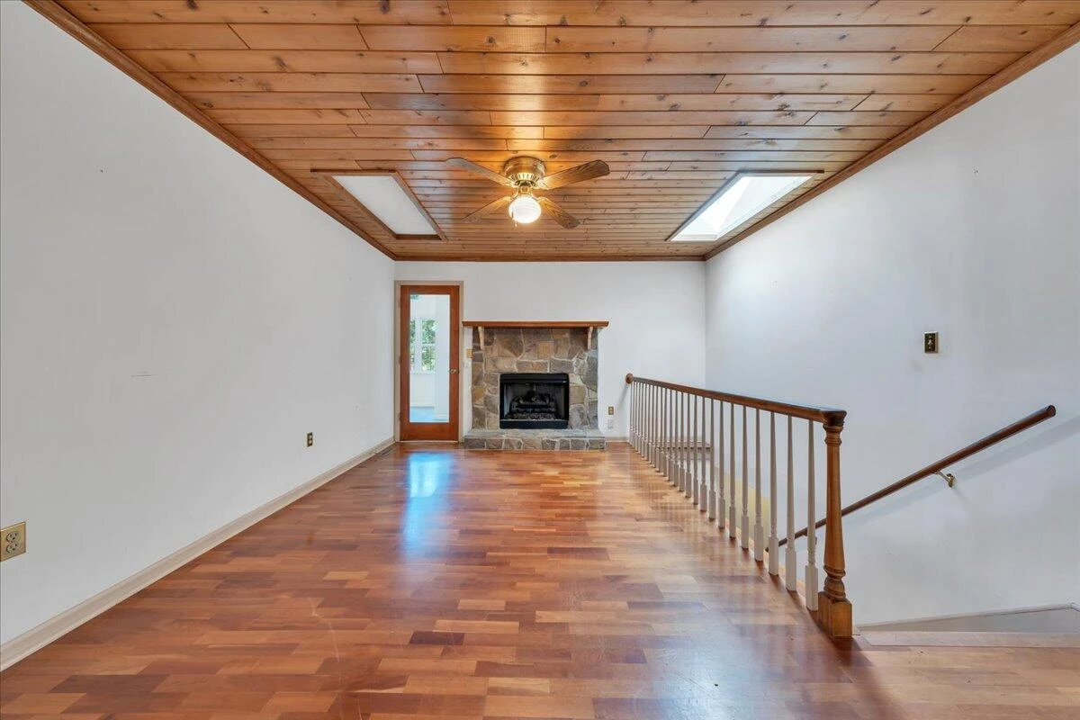 7834 Barrens RD - Photo 8