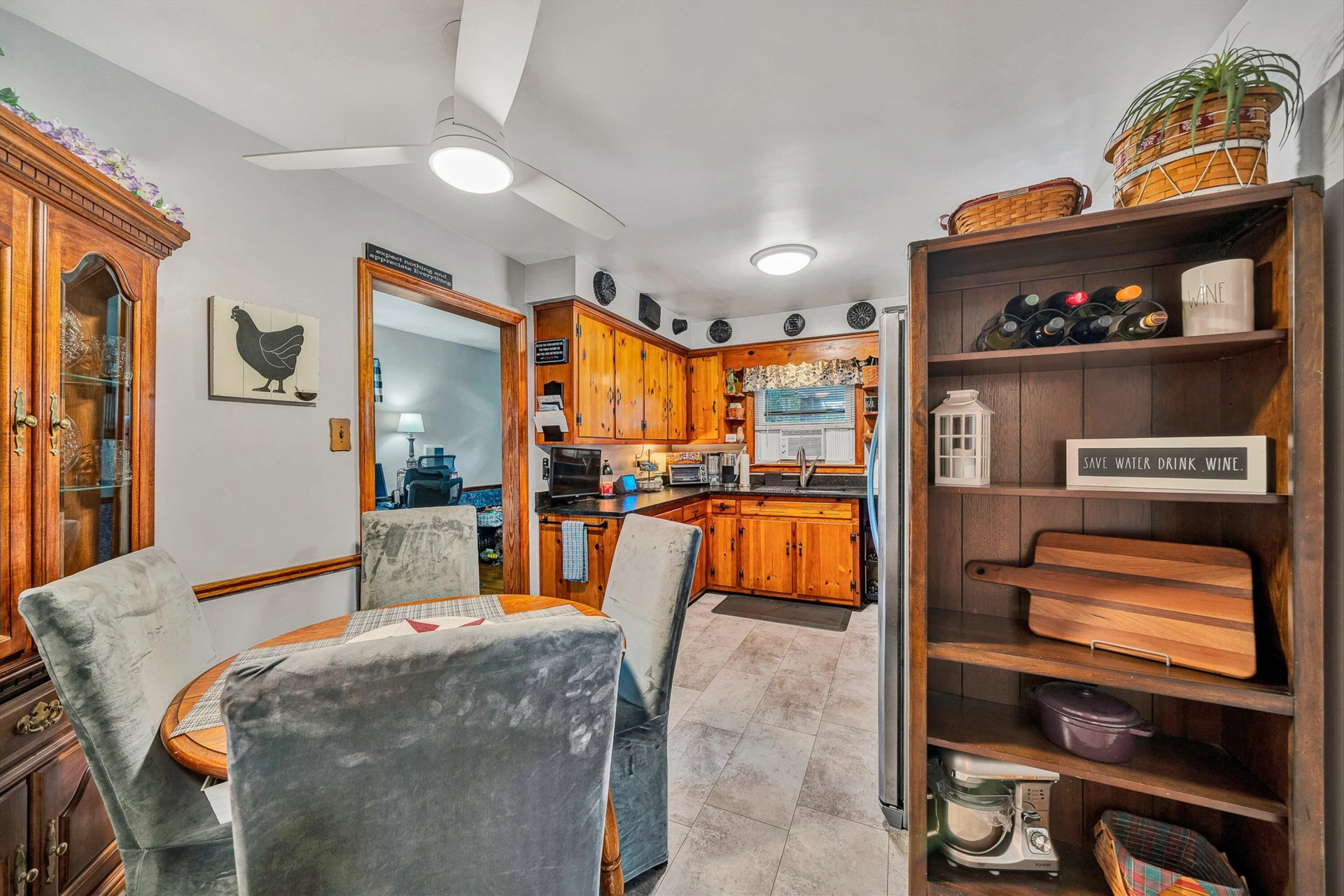 313 E Madison AVE - Photo 12