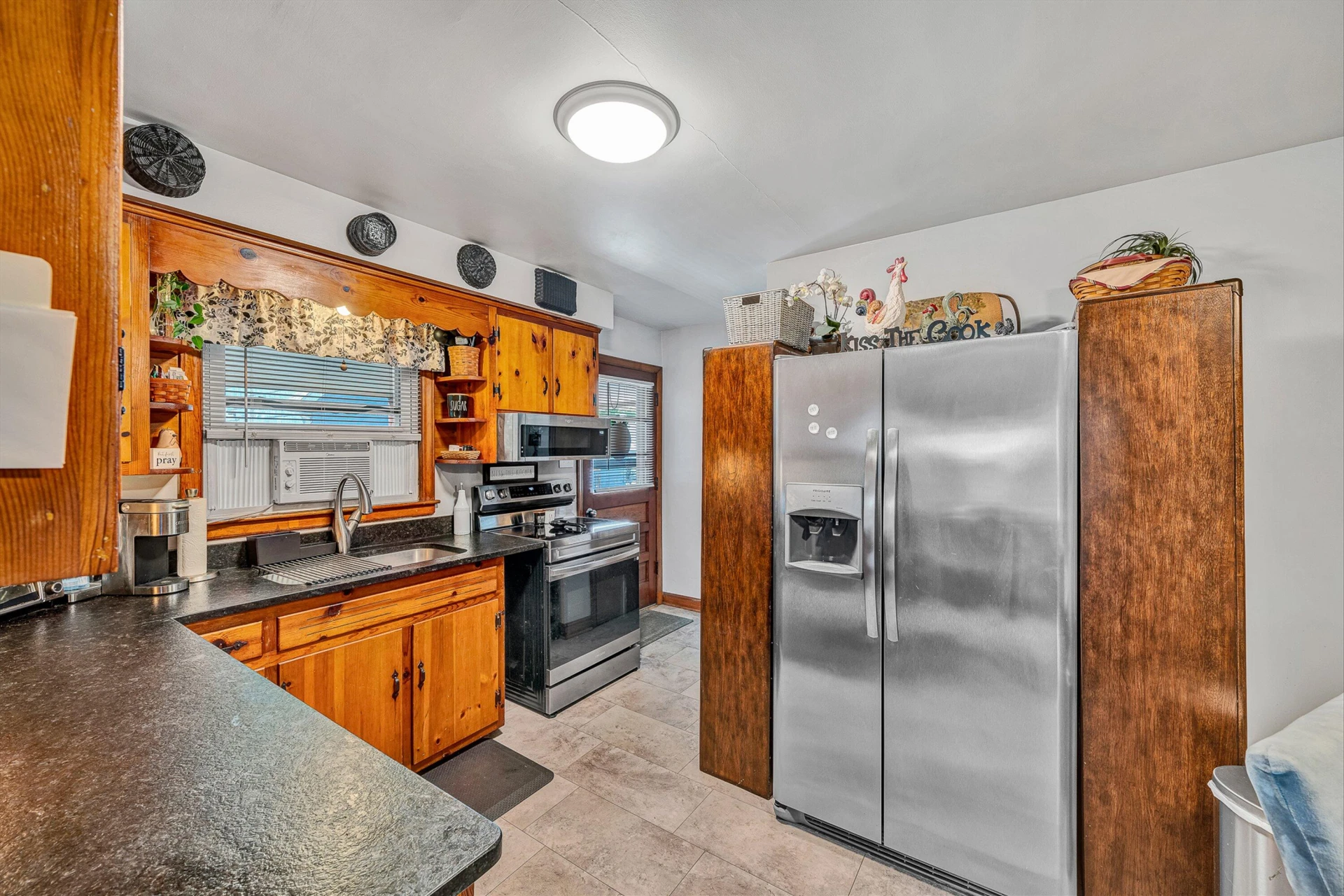 313 E Madison AVE - Photo 15
