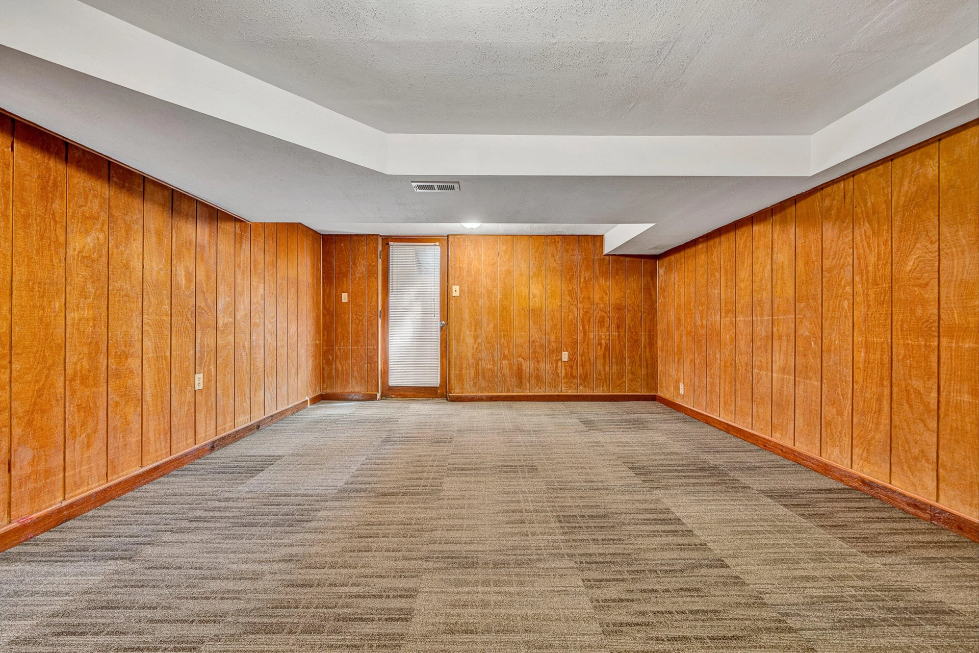 313 E Madison AVE - Photo 19
