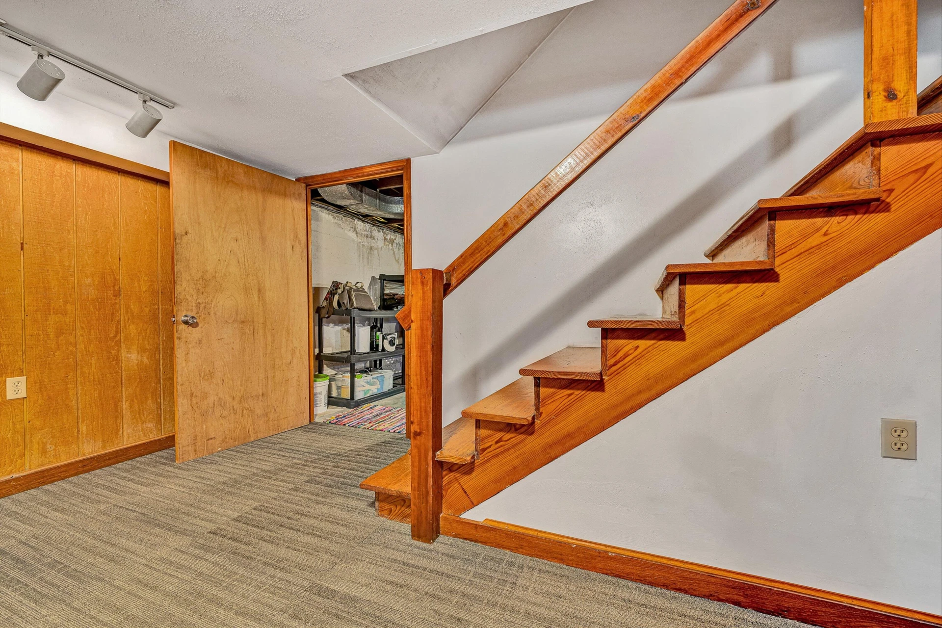 313 E Madison AVE - Photo 20