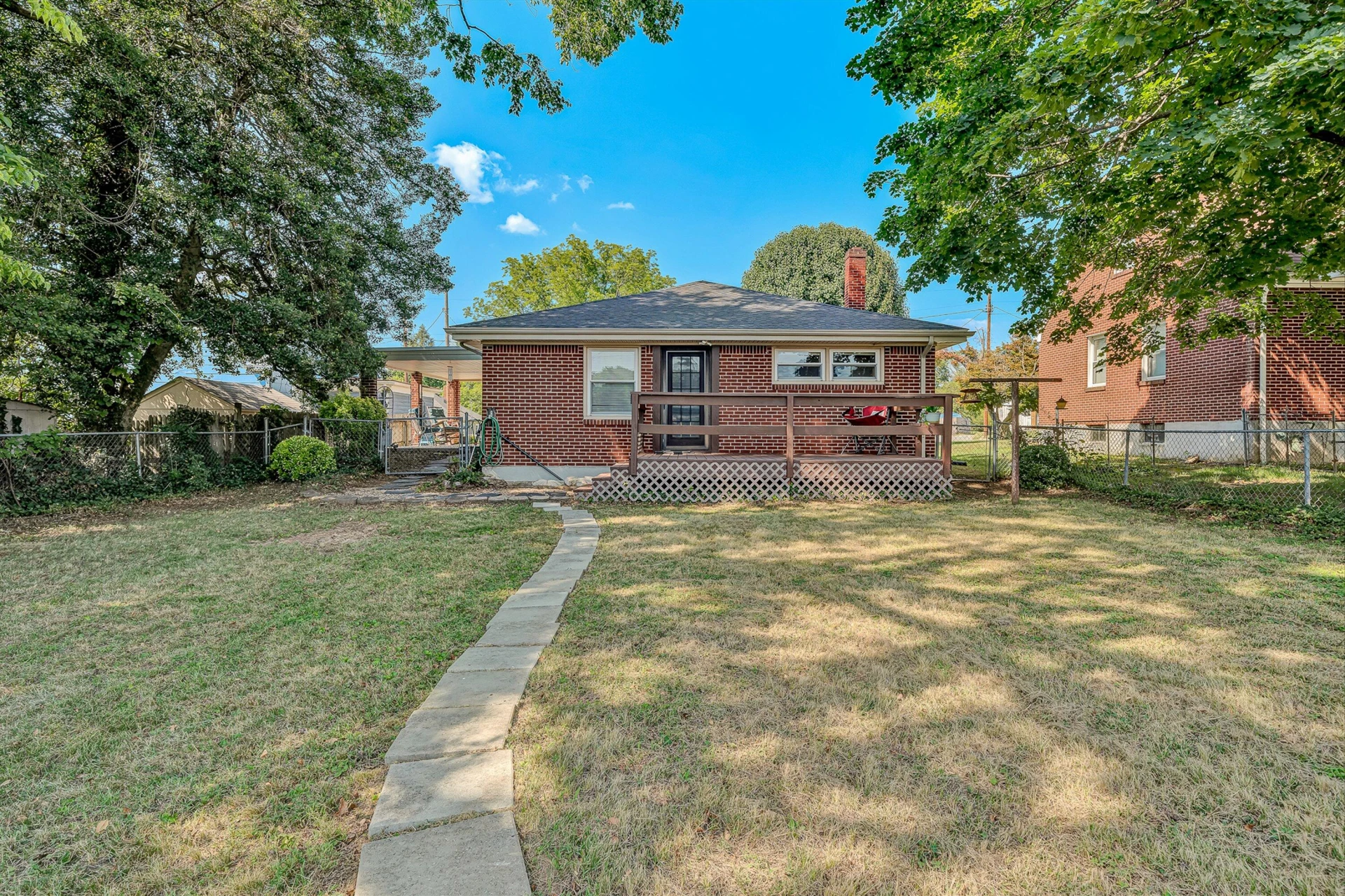 313 E Madison AVE - Photo 27