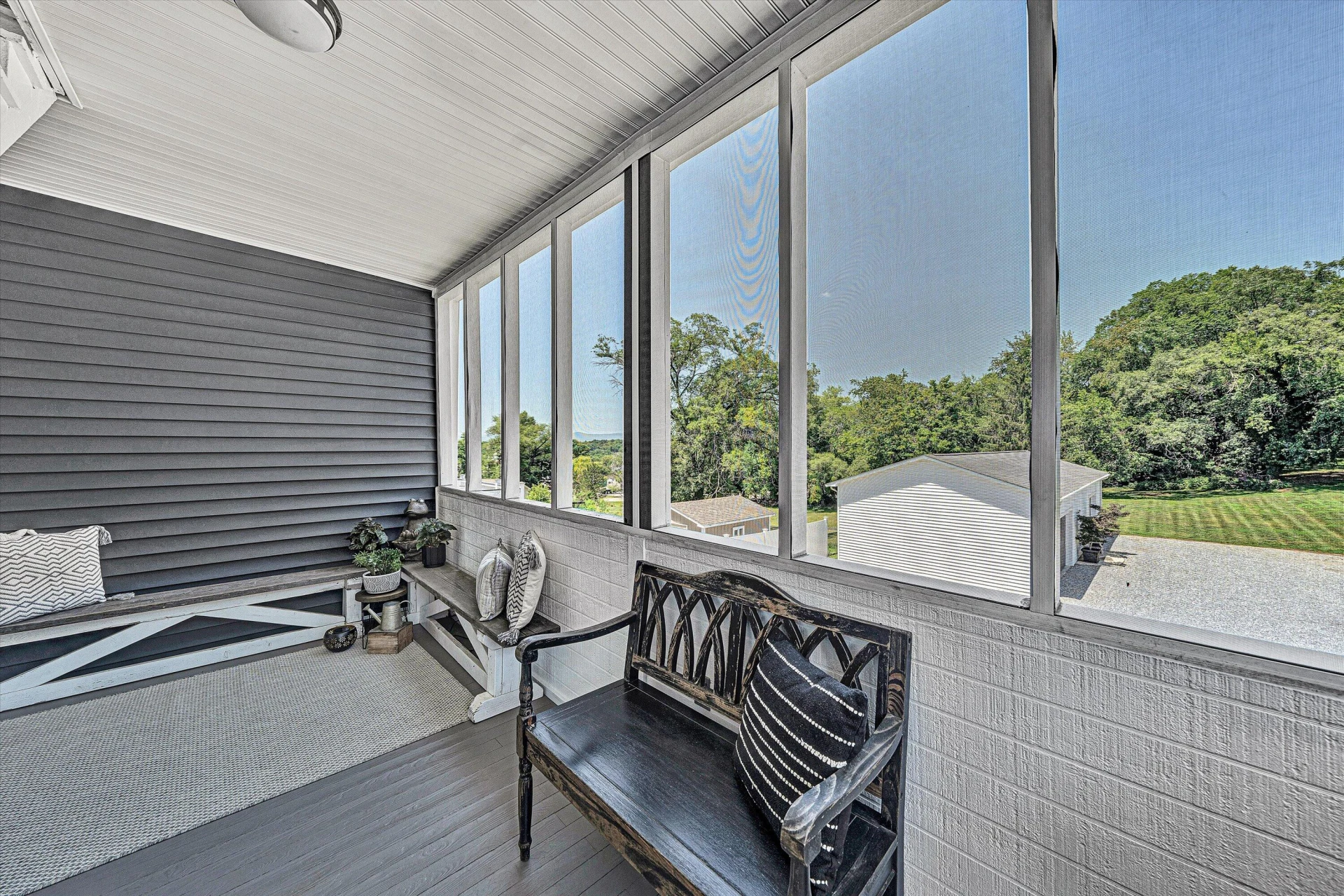 880 Washington AVE - Photo 19