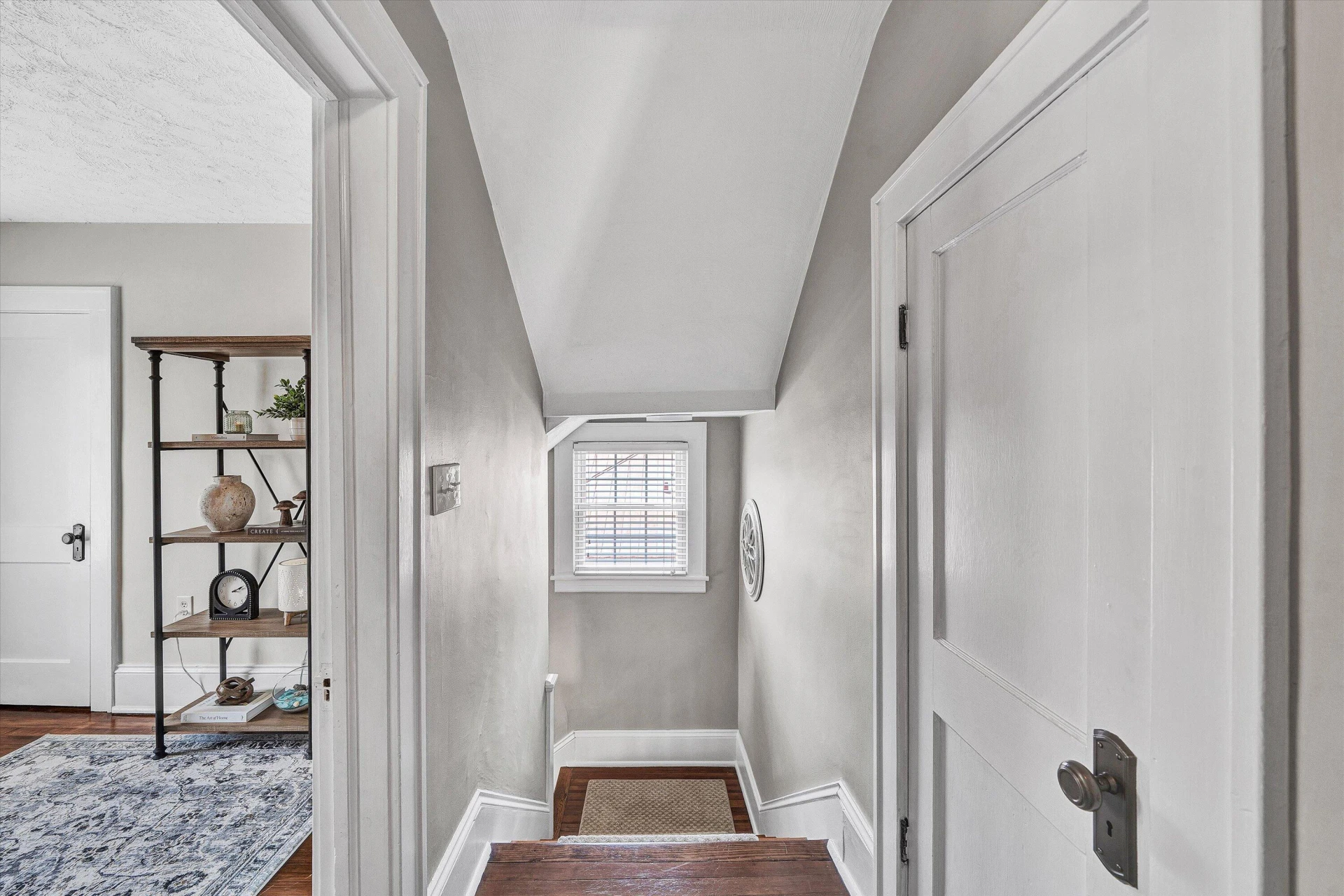 880 Washington AVE - Photo 21