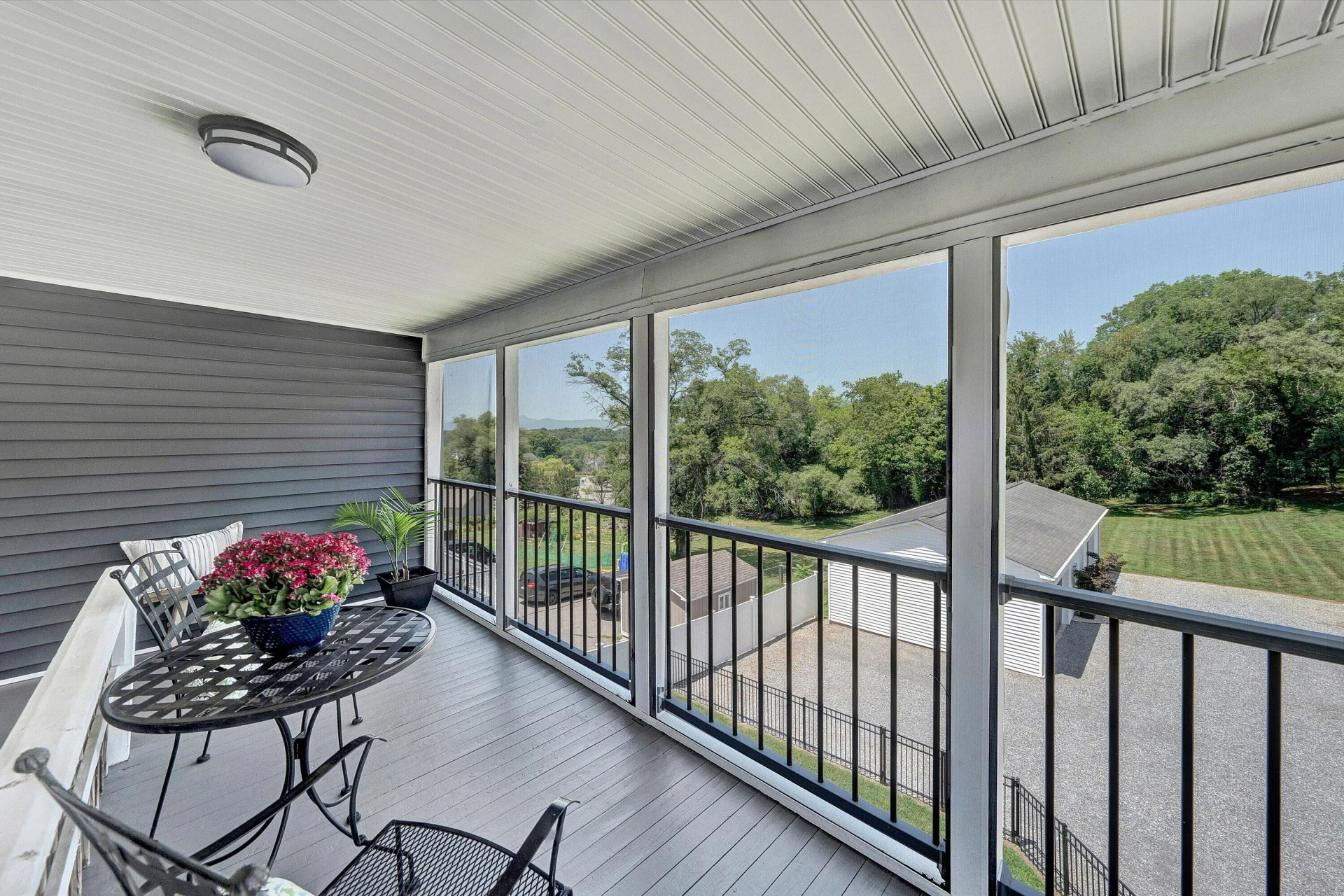 880 Washington AVE - Photo 31