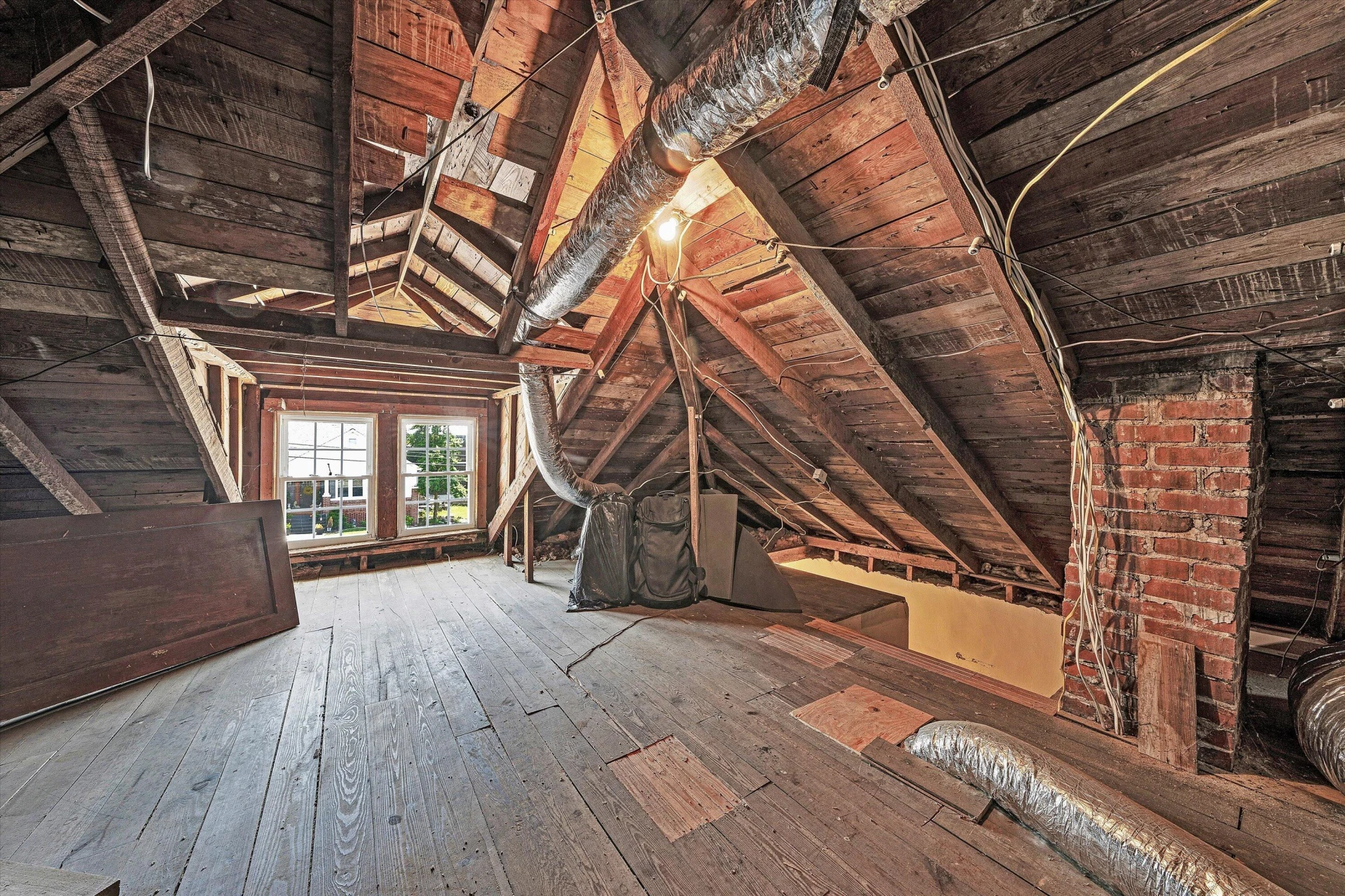 880 Washington AVE - Photo 35
