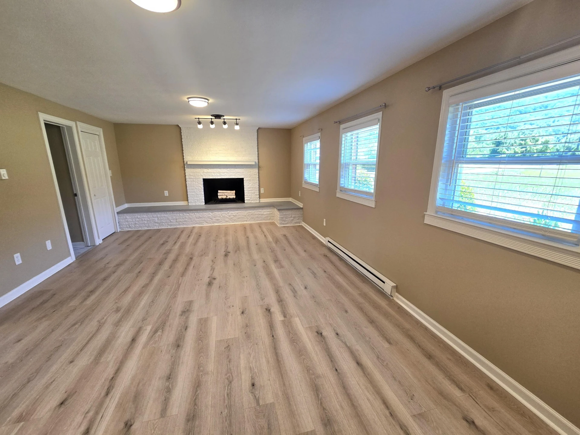 394 Craig Creek RD - Photo 15