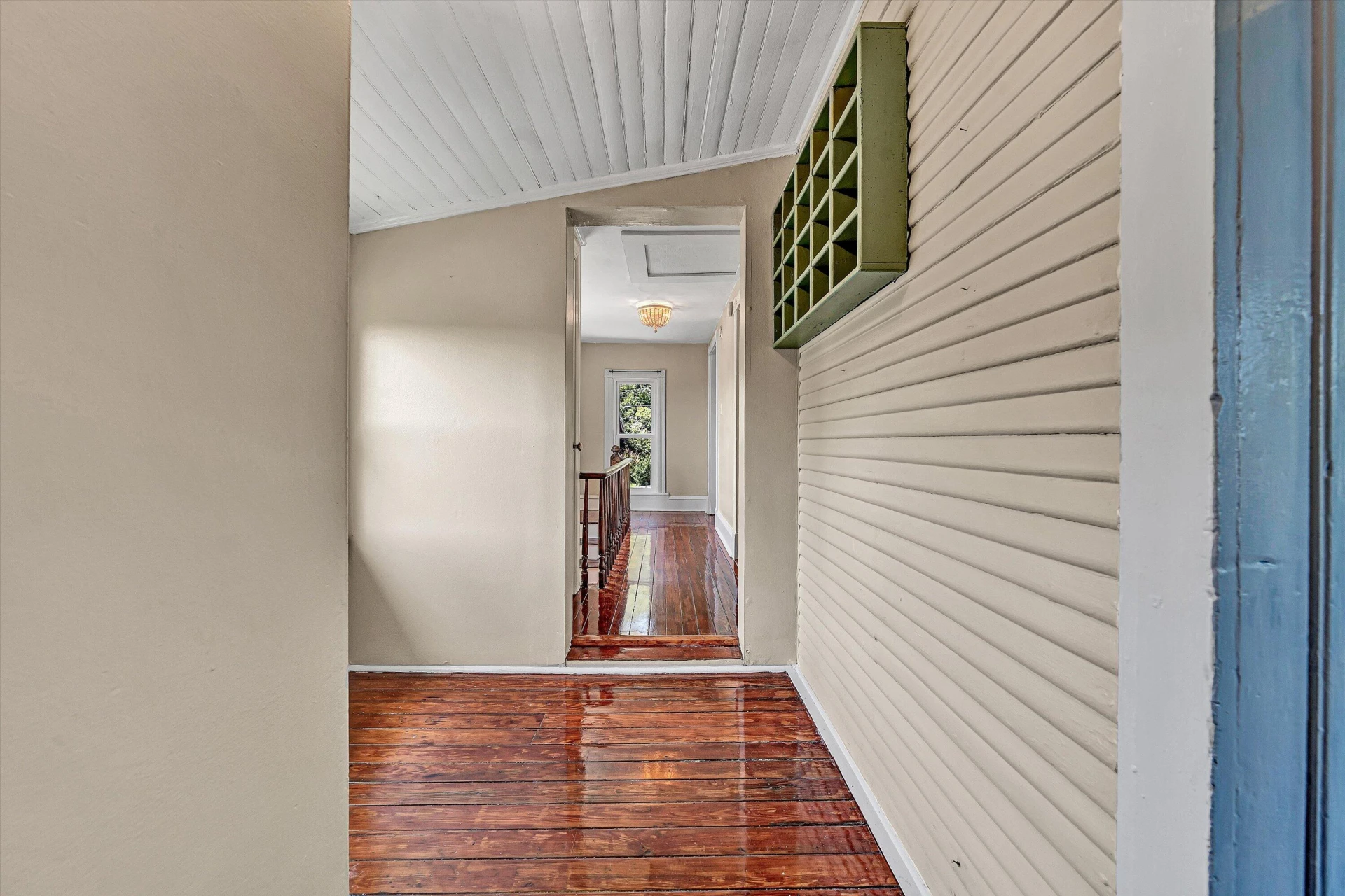 762 Arbutus AVE SE - Photo 18