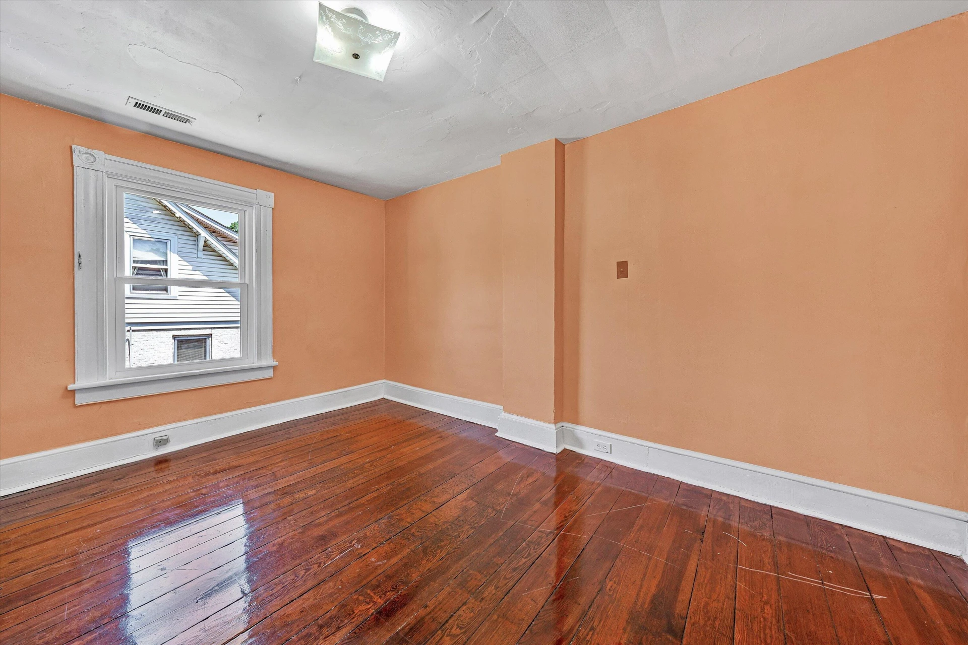 762 Arbutus AVE SE - Photo 19
