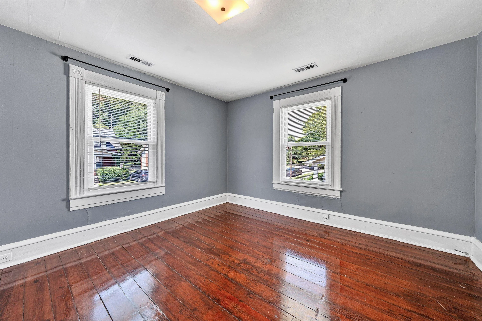 762 Arbutus AVE SE - Photo 20