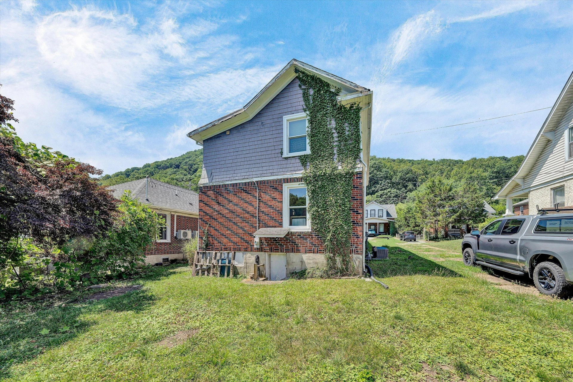 762 Arbutus AVE SE - Photo 26