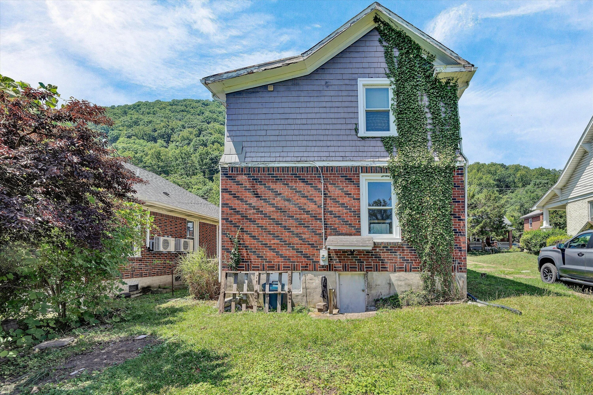 762 Arbutus AVE SE - Photo 27