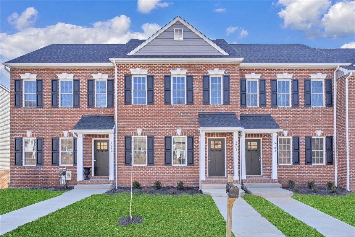 5623 Huntridge RD