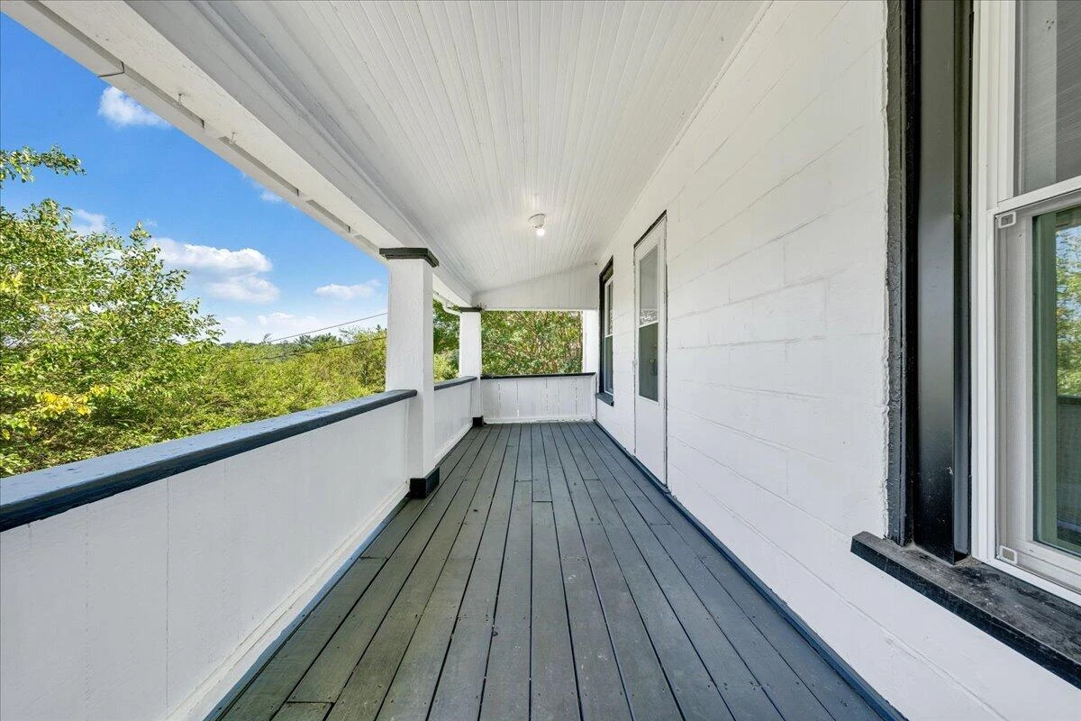 4331 Yellow Mountain RD - Photo 3