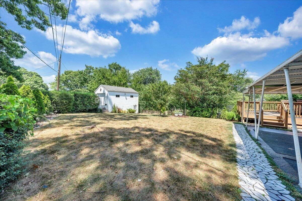 102 Fleming AVE NE - Photo 25