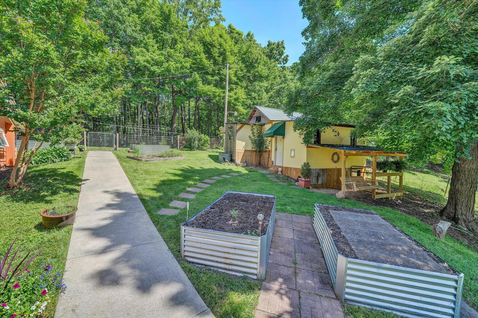 517 Elmer LN - Photo 39