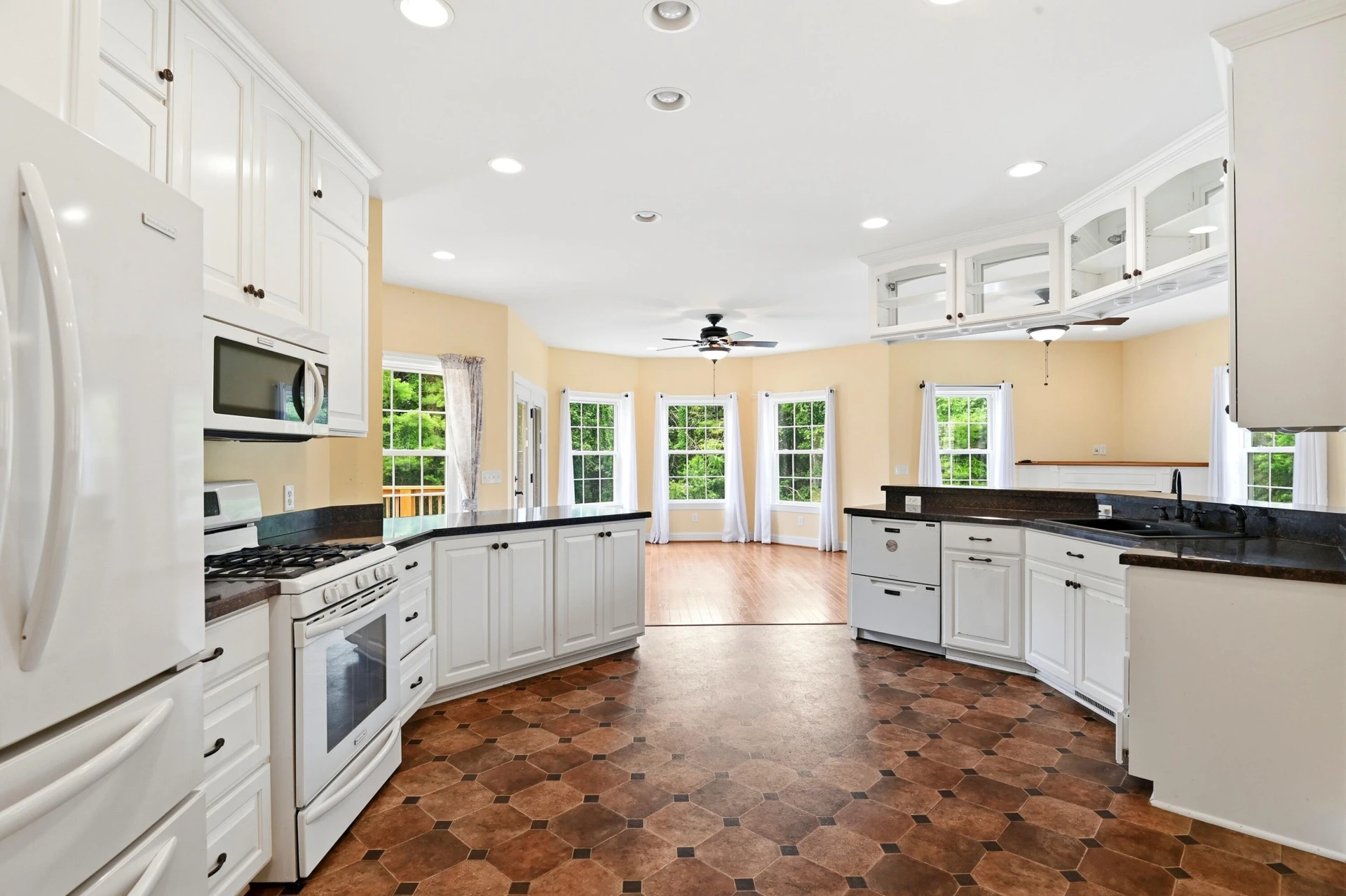 322 Timberline RD SE - Photo 32