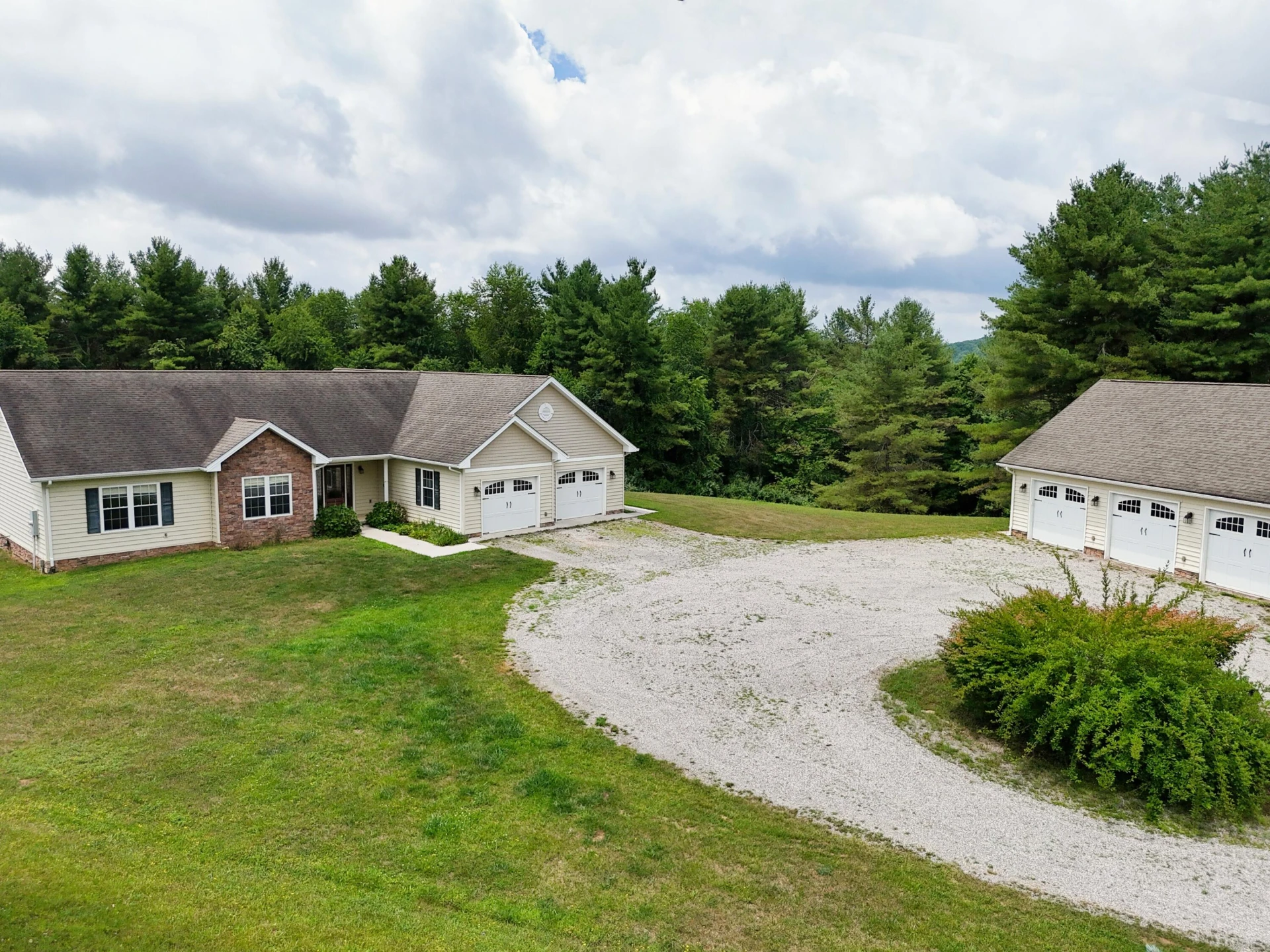 322 Timberline RD SE - Photo 6