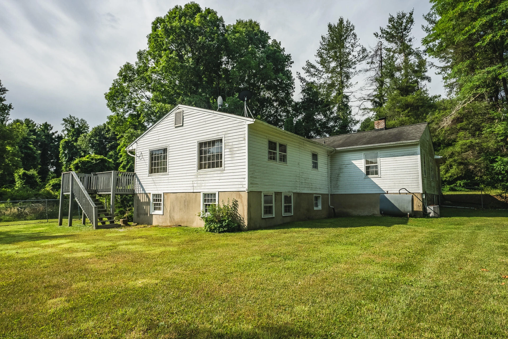 10289 Russwood RD - Photo 27