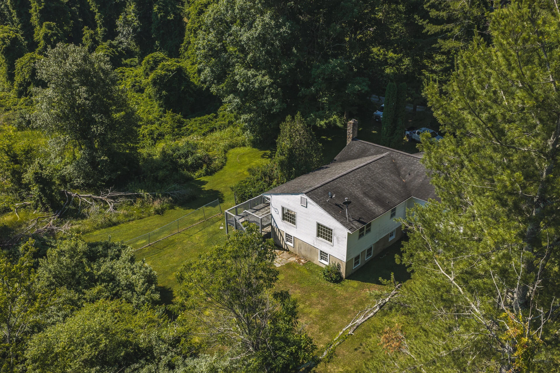 10289 Russwood RD - Photo 8