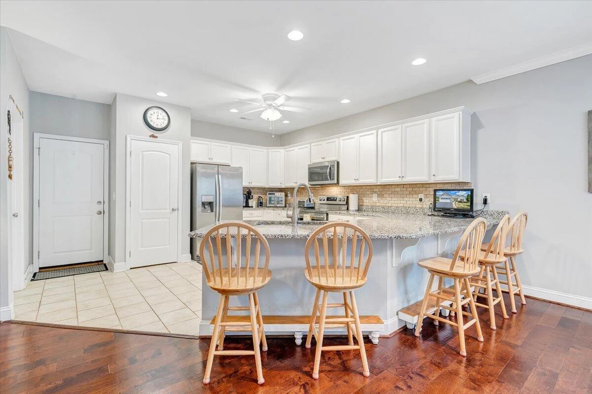 2735 Cottage Rose LN - Photo 18