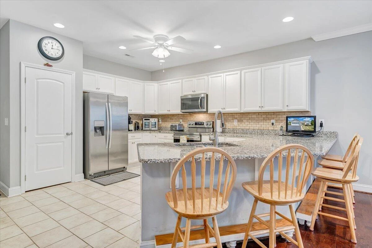 2735 Cottage Rose LN - Photo 19