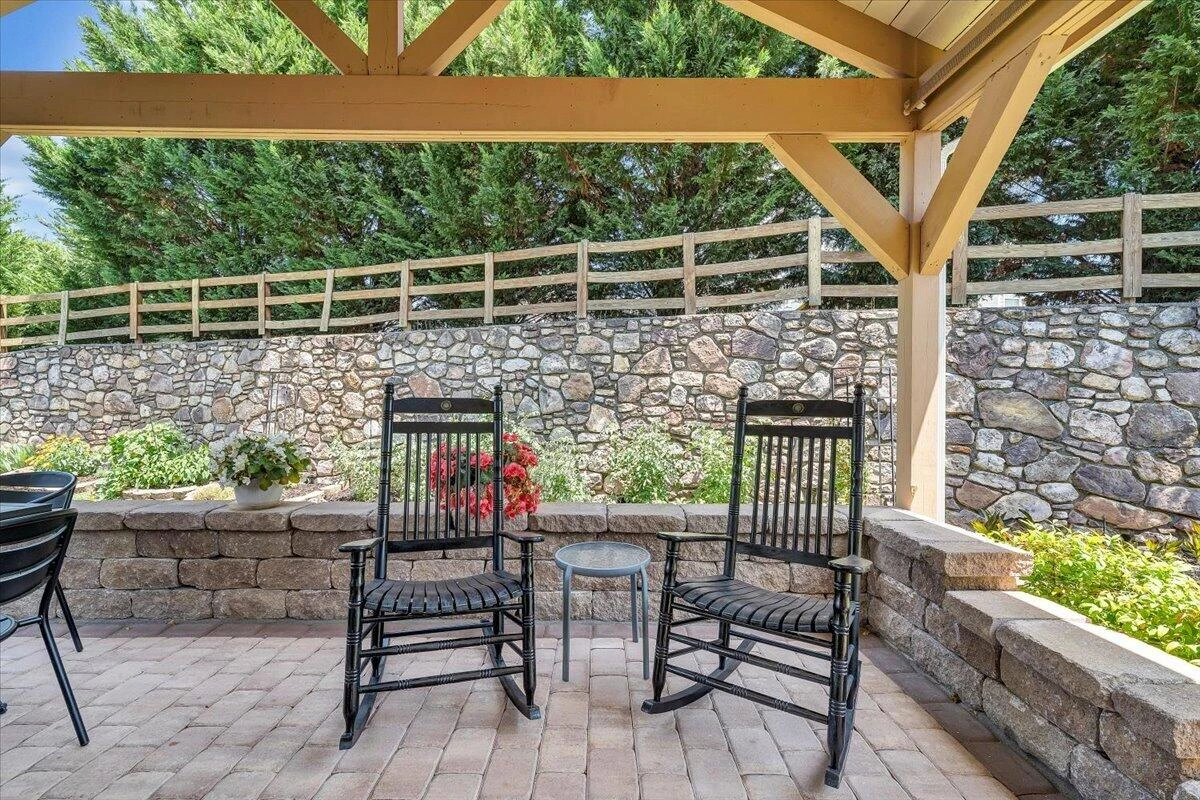 2735 Cottage Rose LN - Photo 39