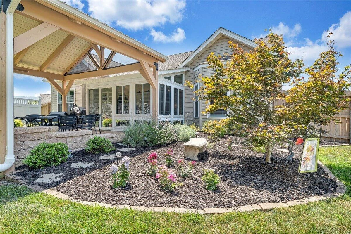 2735 Cottage Rose LN - Photo 42