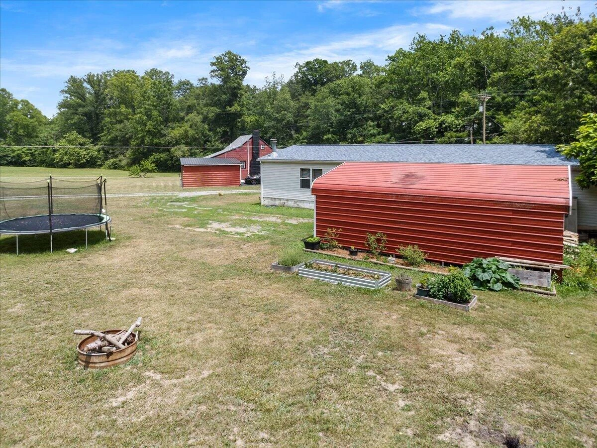 5583 Bradshaw RD - Photo 12