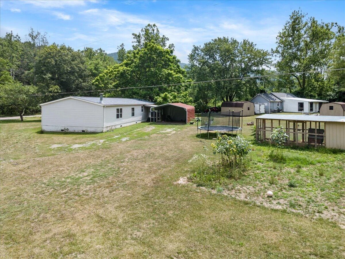 5583 Bradshaw RD - Photo 7