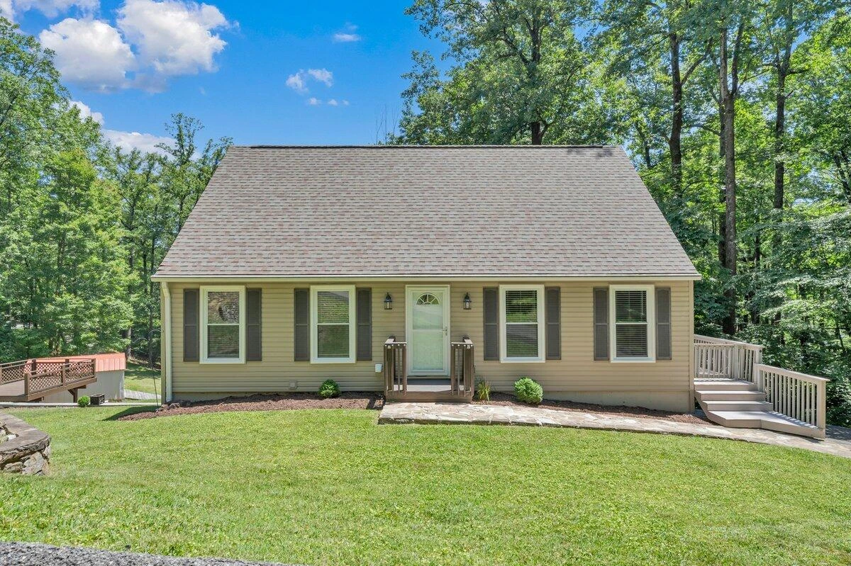 7611 Wineberry TRL