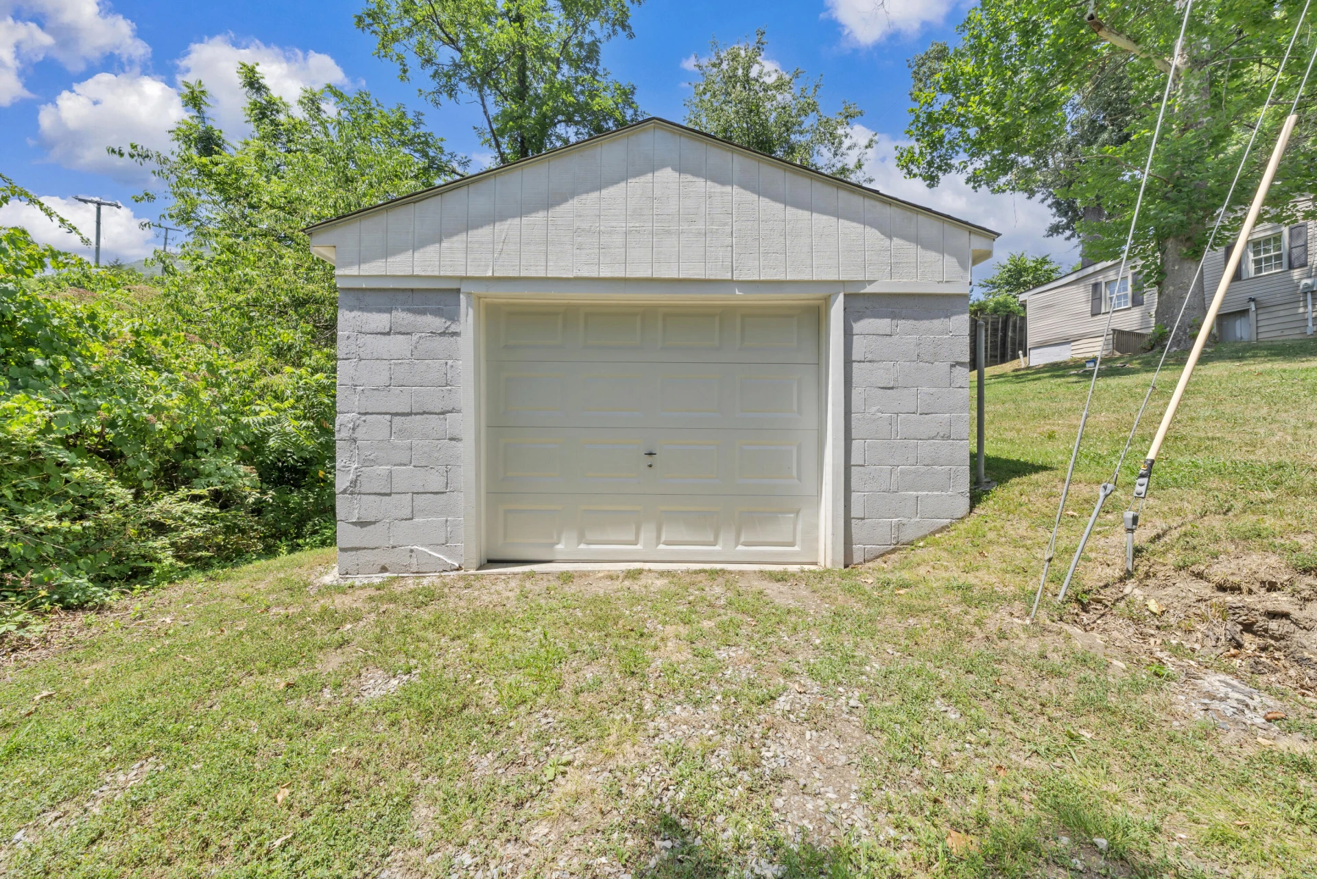 319 Bryant RD - Photo 20