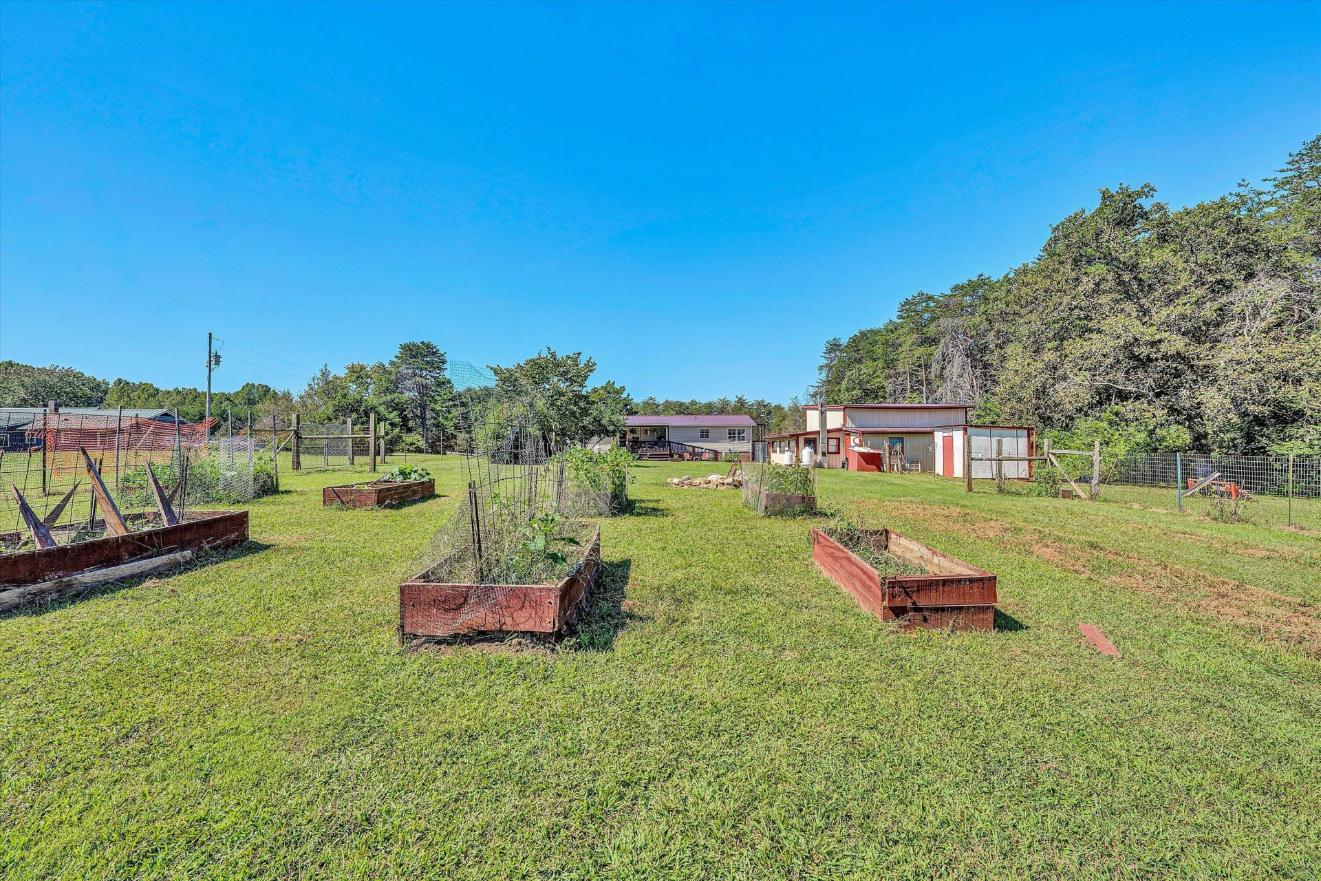899 Orrix Creek RD - Photo 50