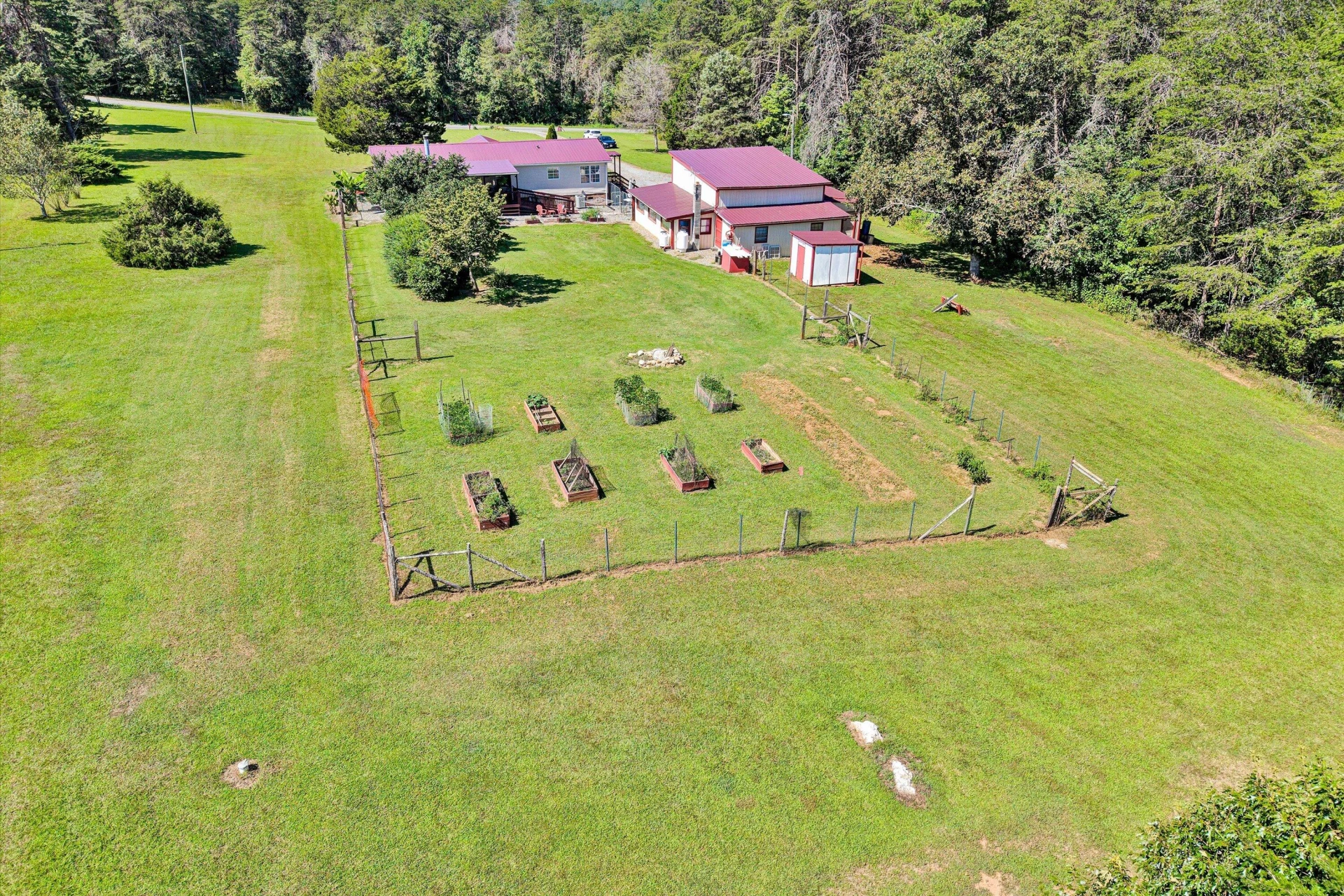 899 Orrix Creek RD - Photo 54