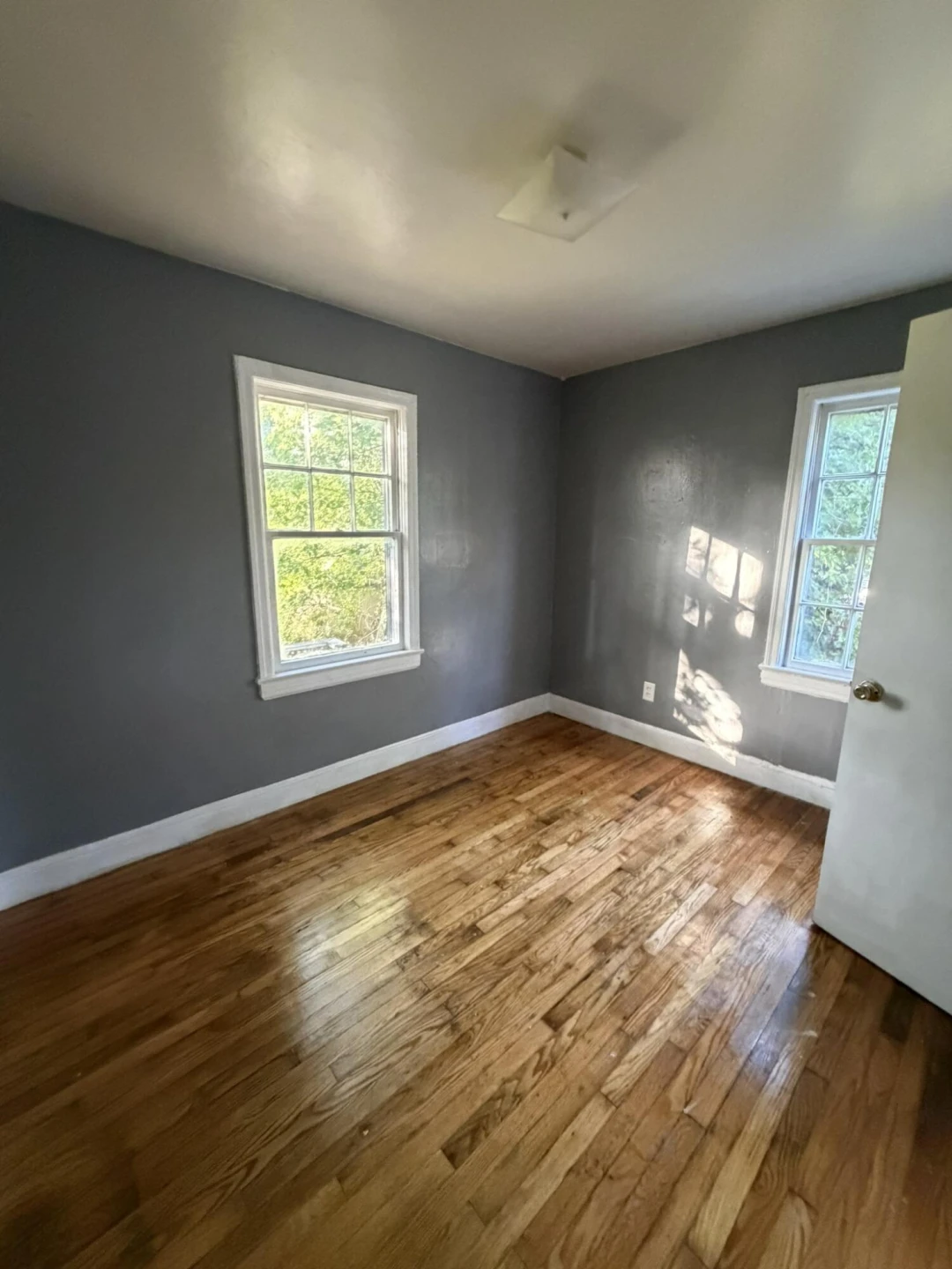 438 Albemarle AVE SE - Photo 12