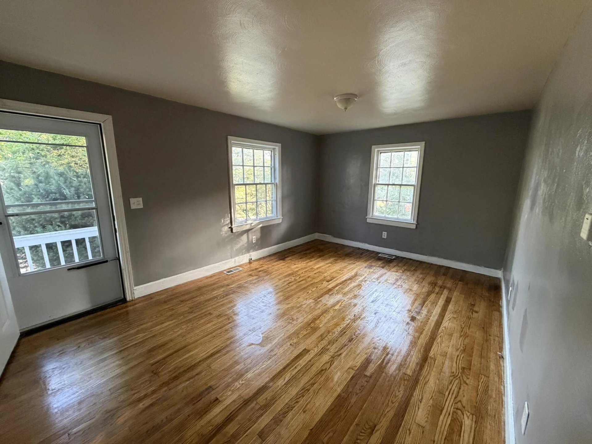 438 Albemarle AVE SE - Photo 7