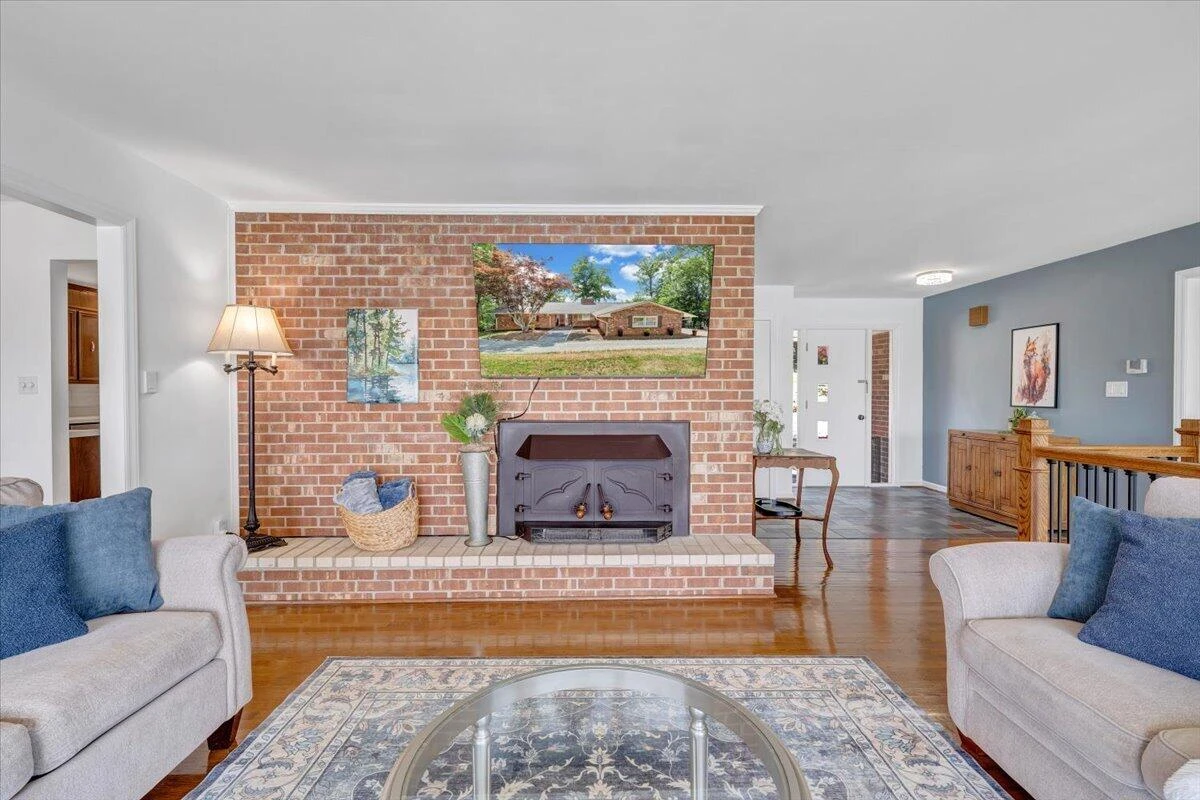 1080 Forest Way CIR - Photo 23