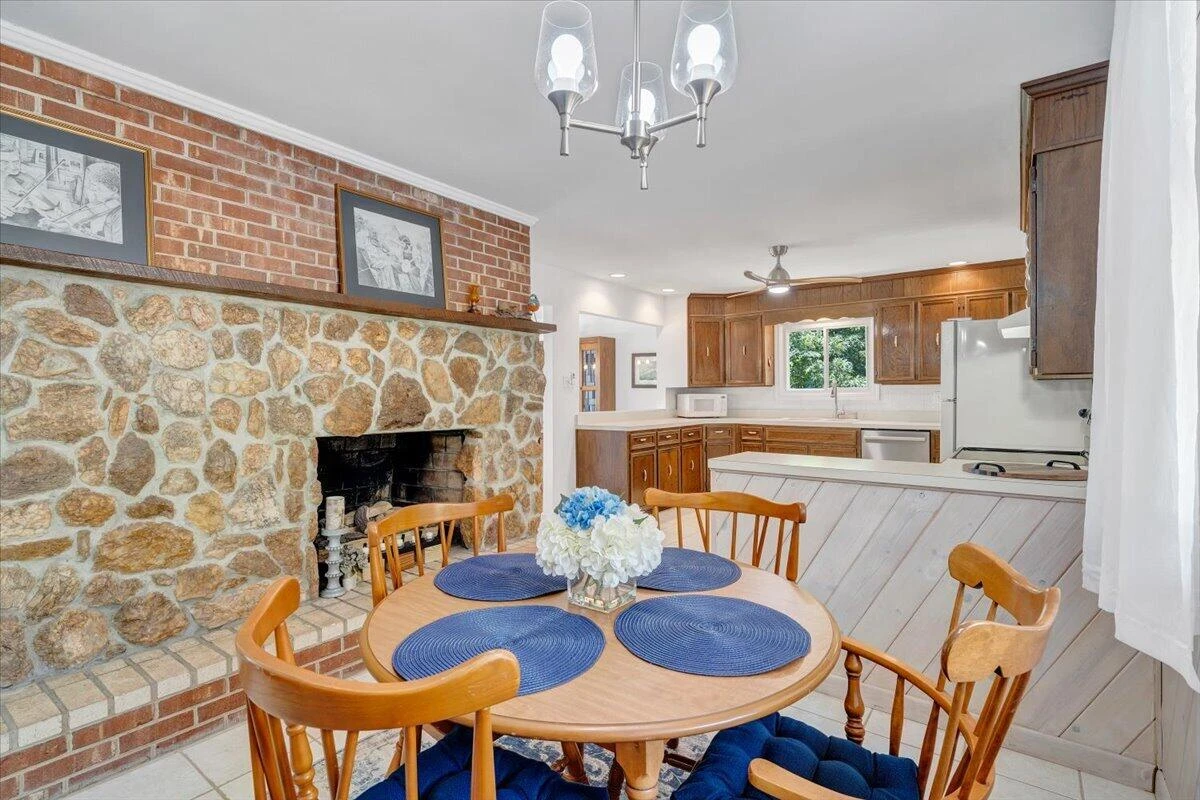 1080 Forest Way CIR - Photo 32