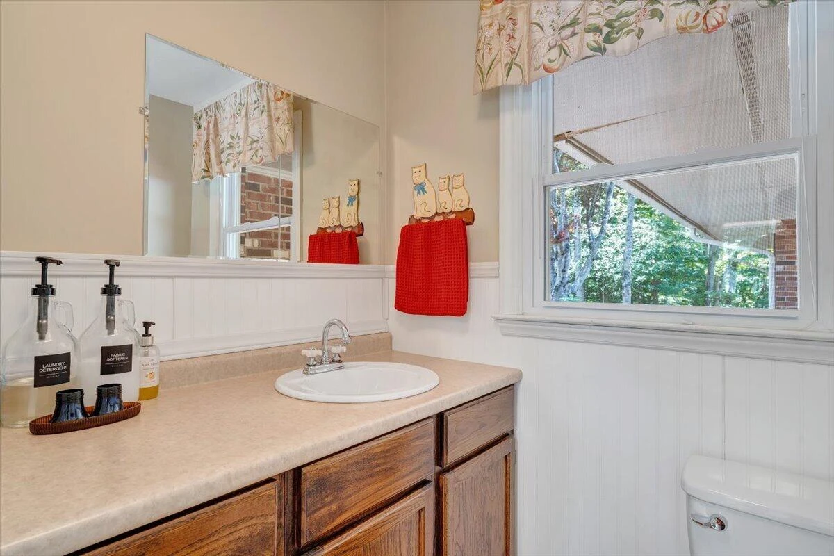 1080 Forest Way CIR - Photo 34