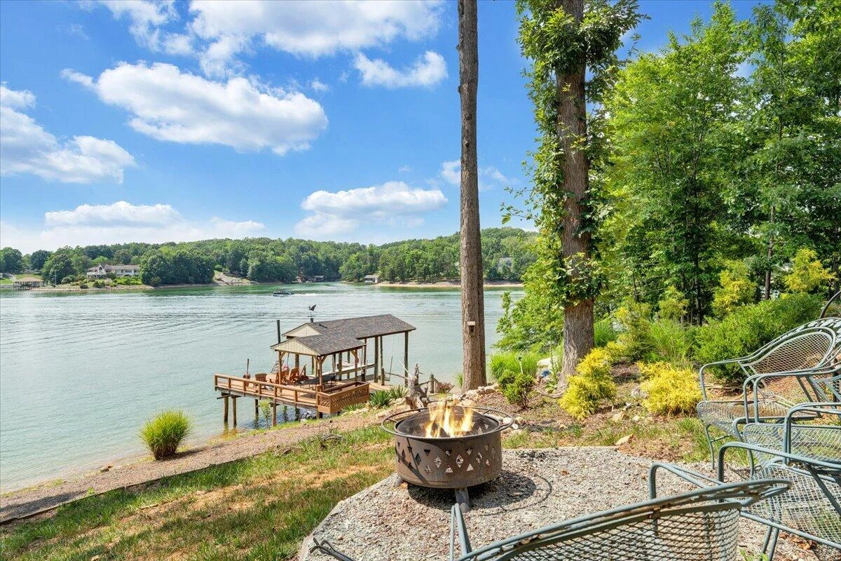 1080 Forest Way CIR - Photo 64