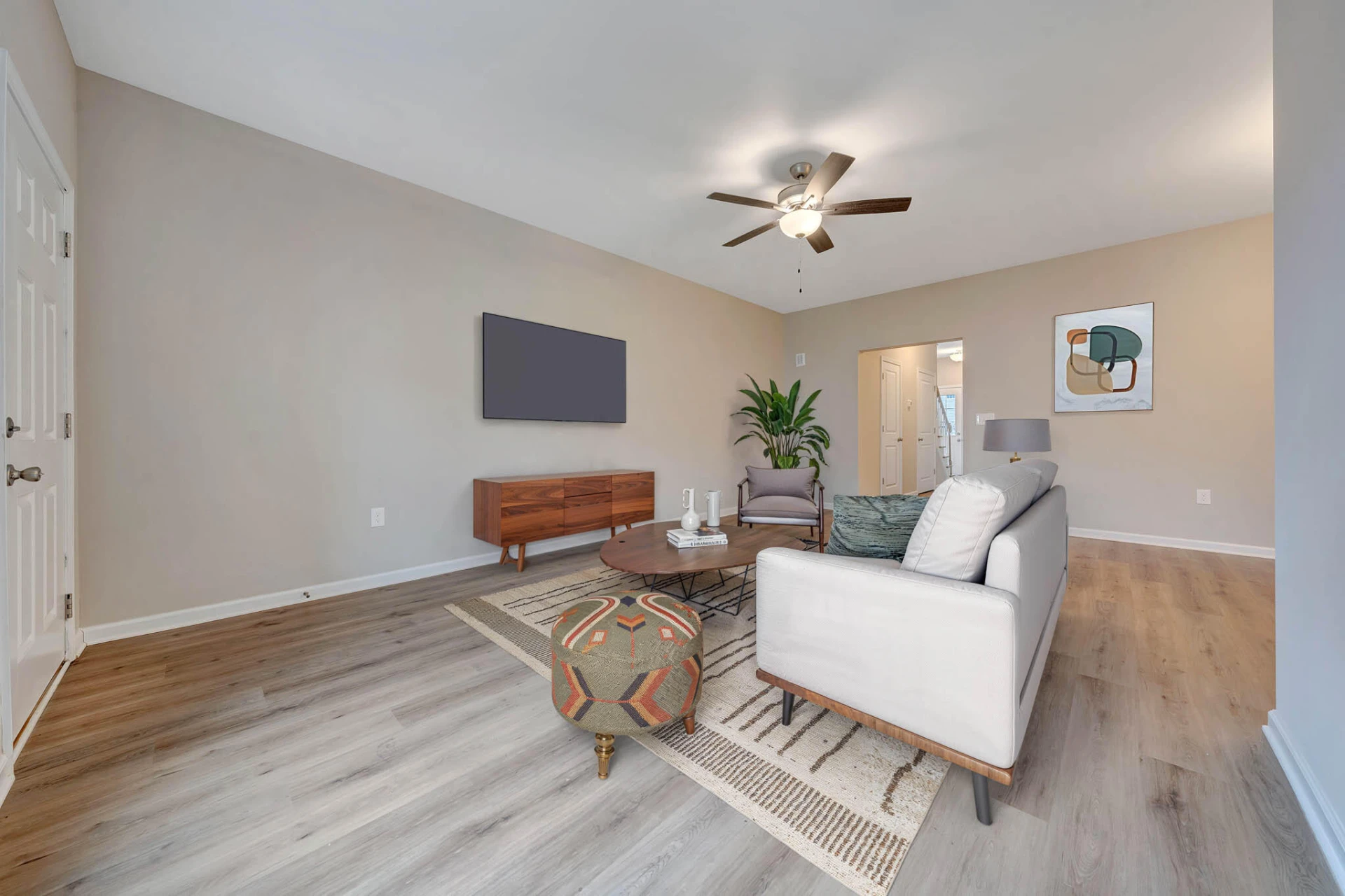 1062 Brandon AVE SW - Photo 6
