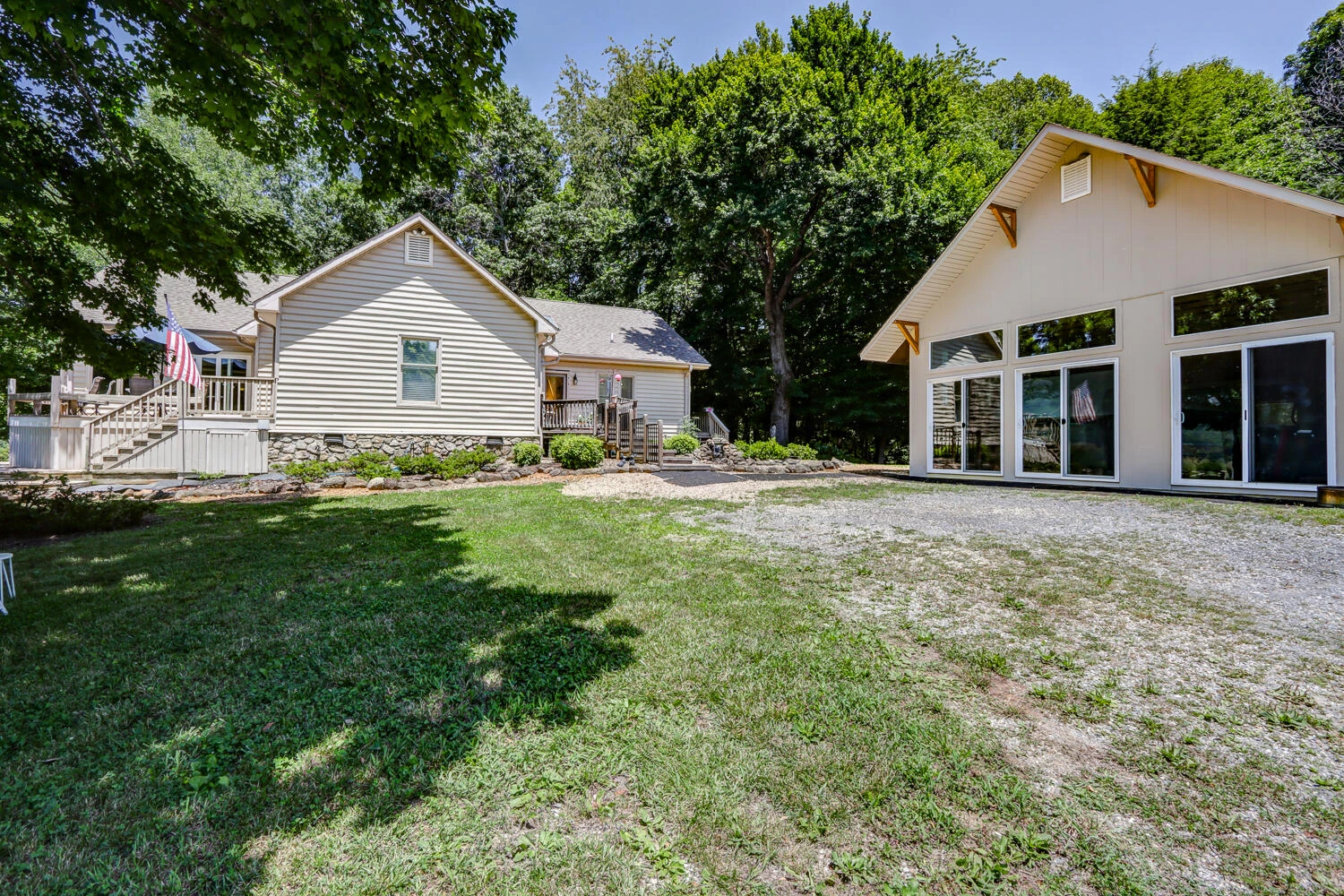 1361 Hurricane Creek RD - Photo 104