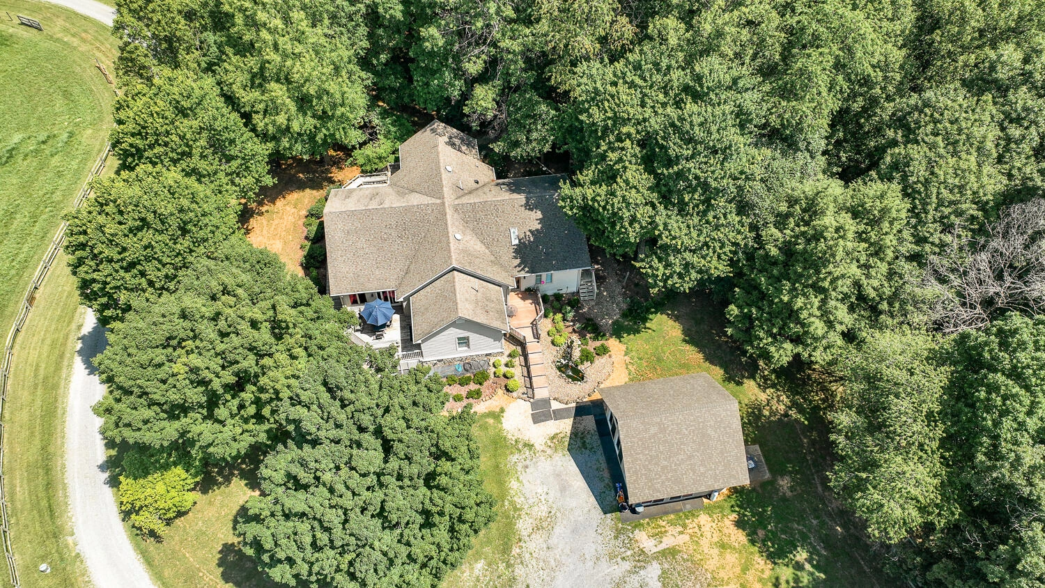 1361 Hurricane Creek RD - Photo 12